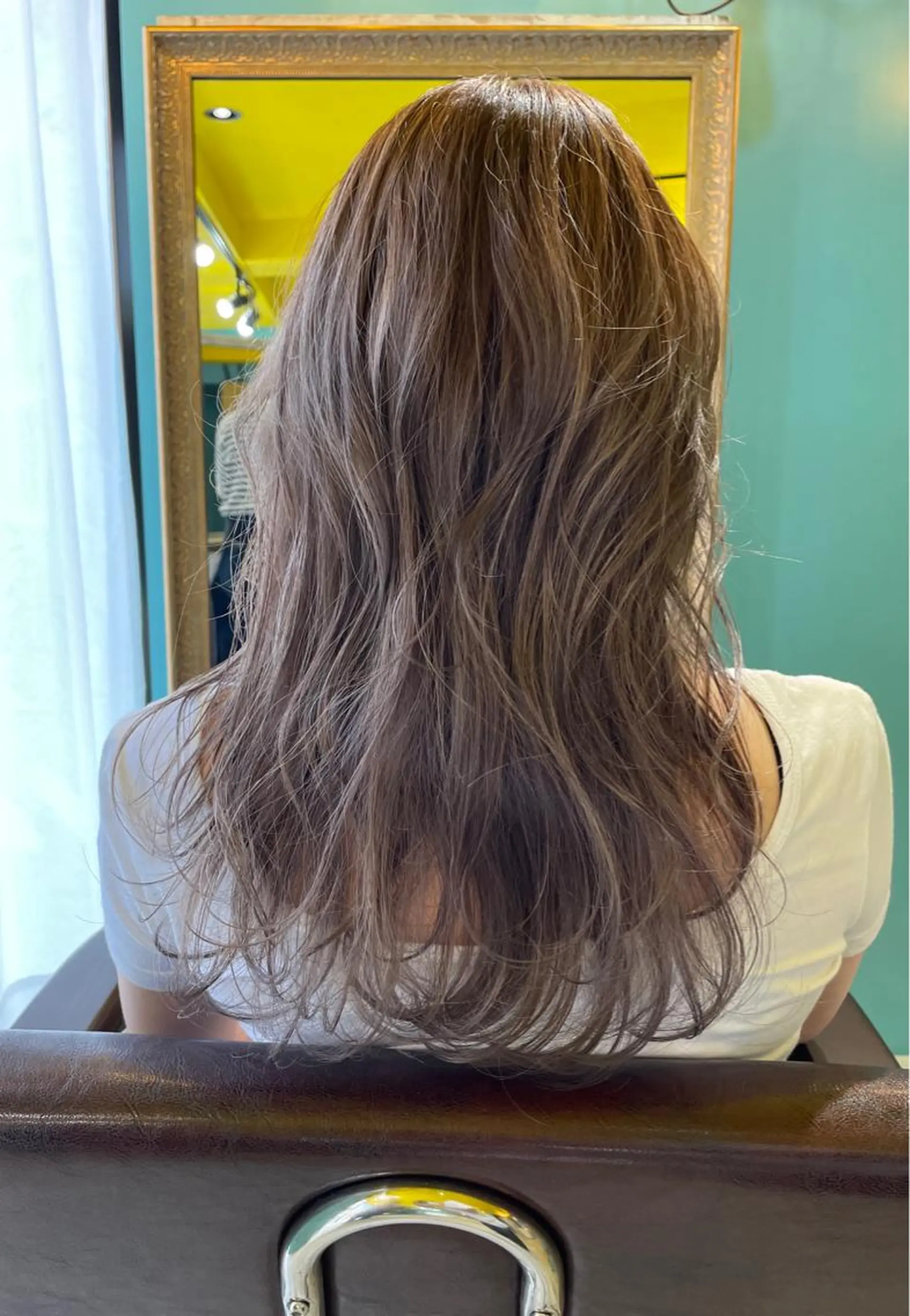 ロング アッシュ 末石 智のヘアスタイル