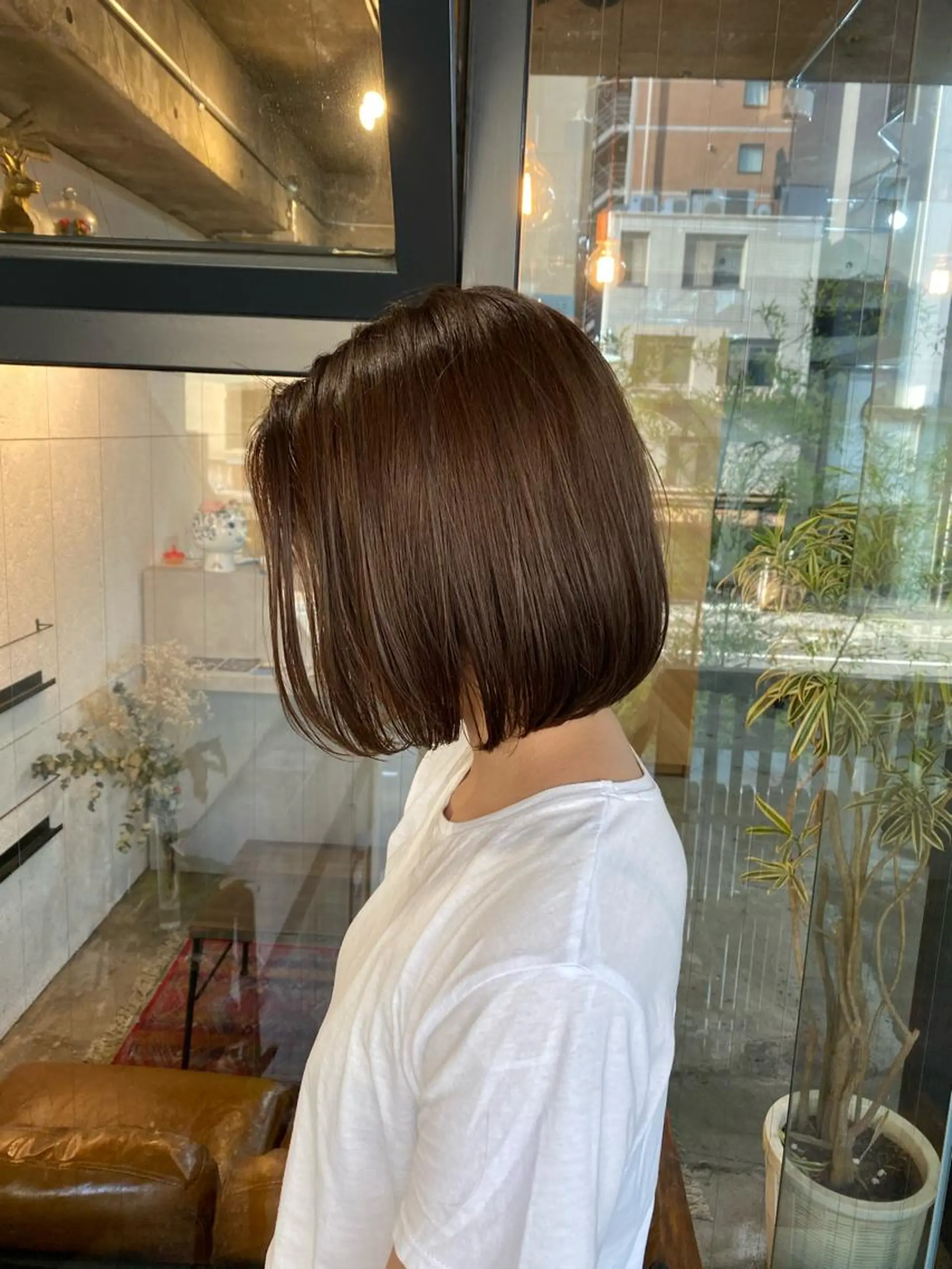 ショート カラー ネイル マツエク・マツパ ボブ カット トリートメント 中山 天地のヘアスタイル