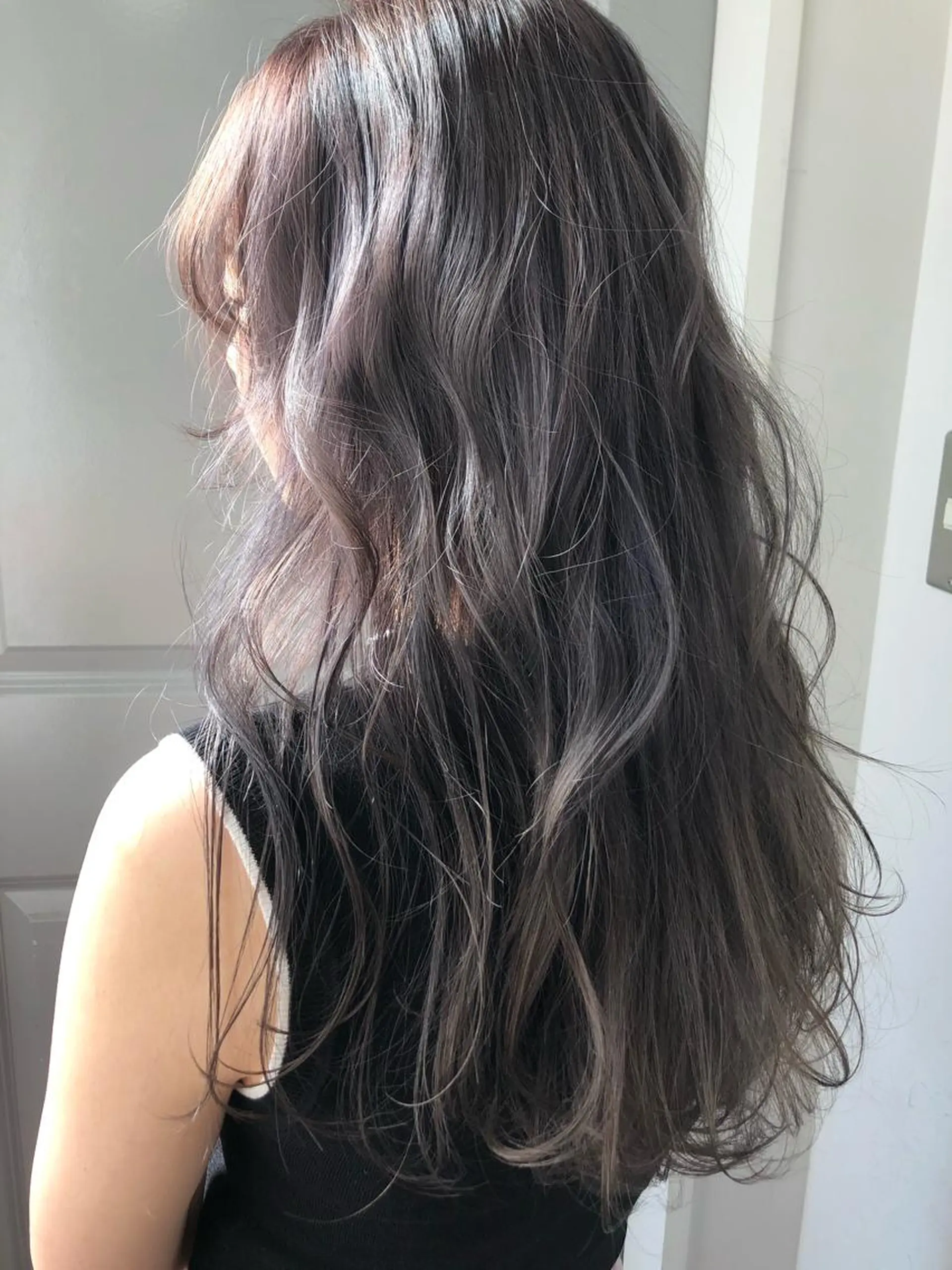 ロング カラー ラベンダーカラー ラベンダーグレー Pia ツボイ ケイタのヘアスタイル