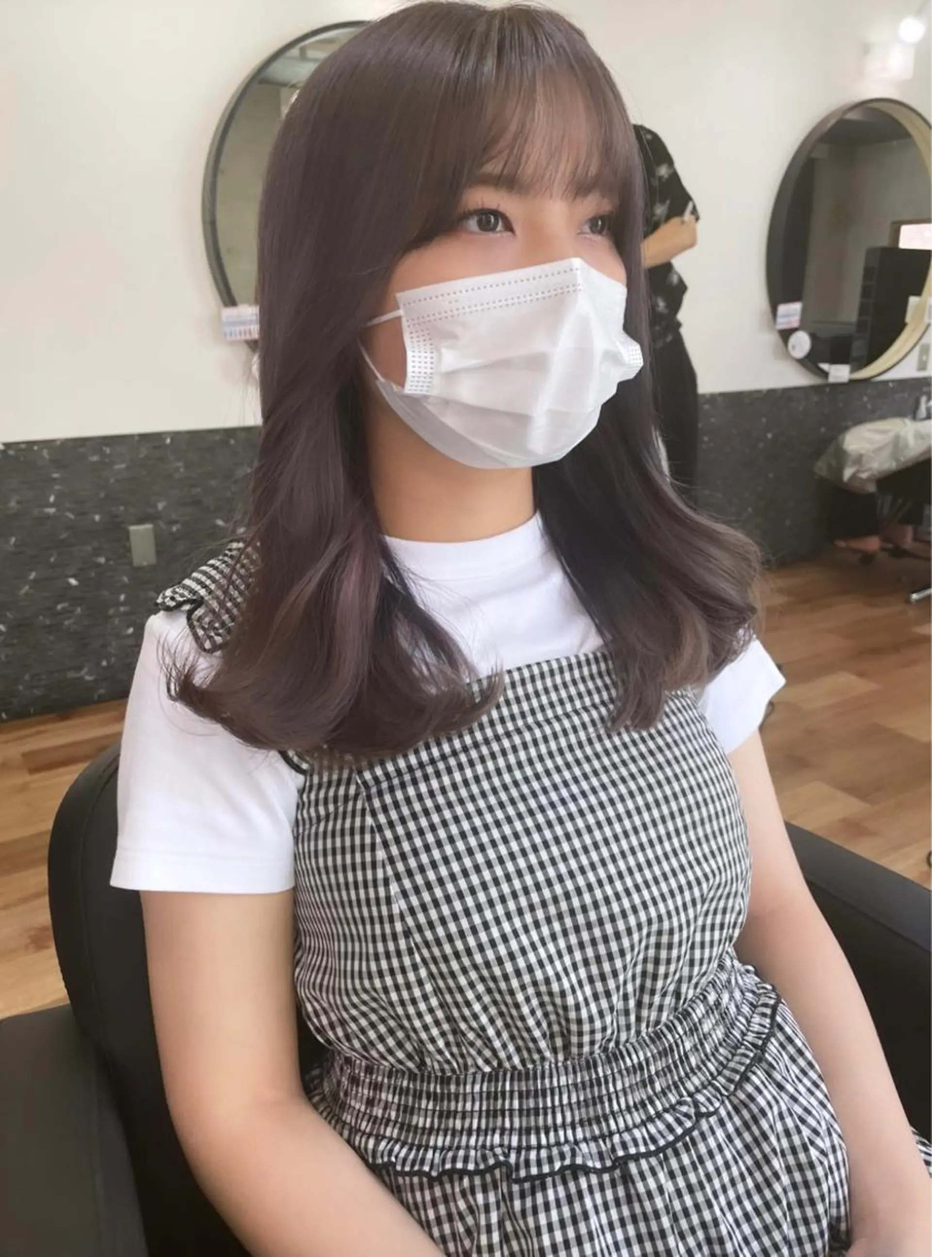 セミロング カット ヘアカラー トリートメント レイヤーカット、 大人可愛い　中村美羅のヘアスタイル