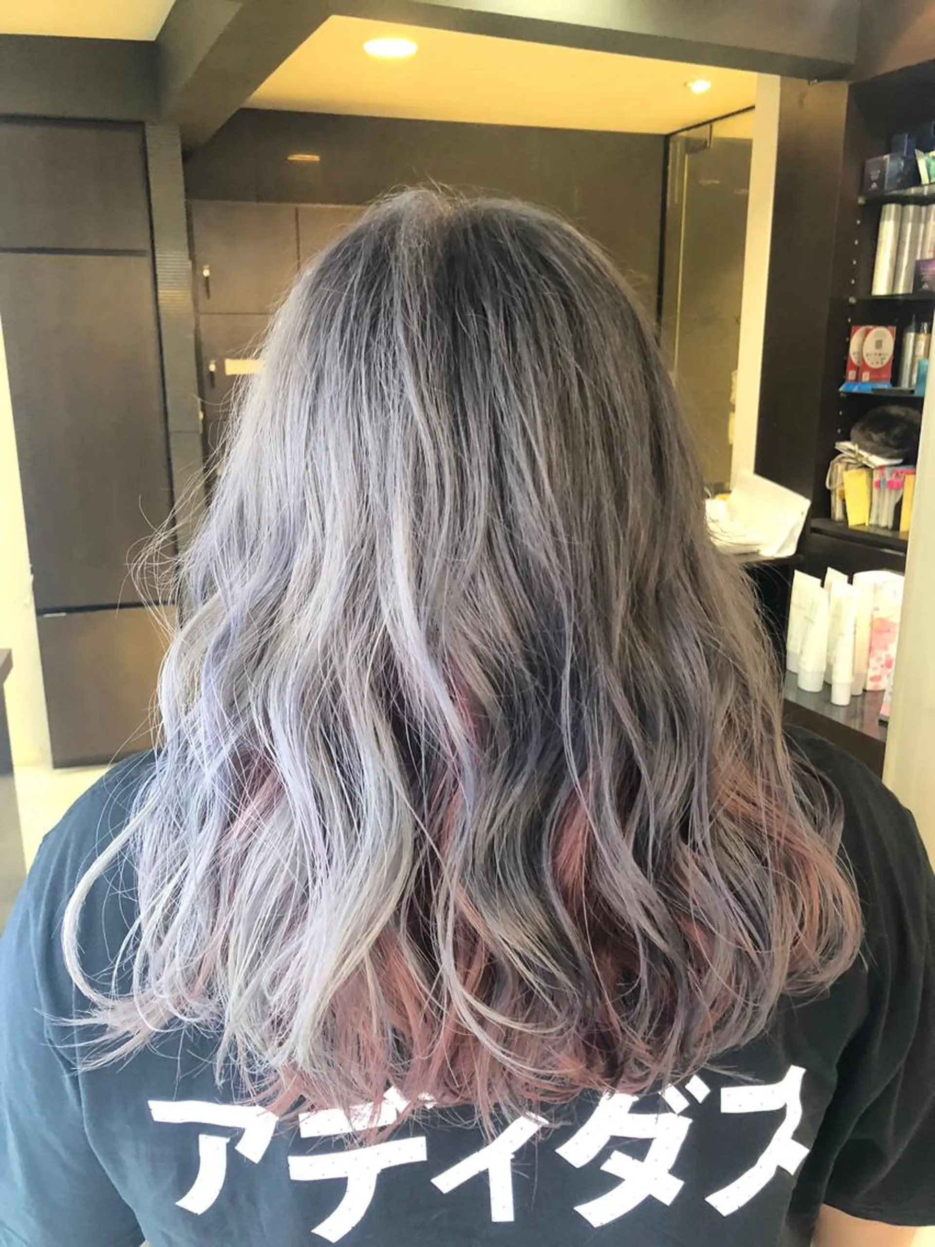 ミディアム Caracore なんば店のヘアスタイル