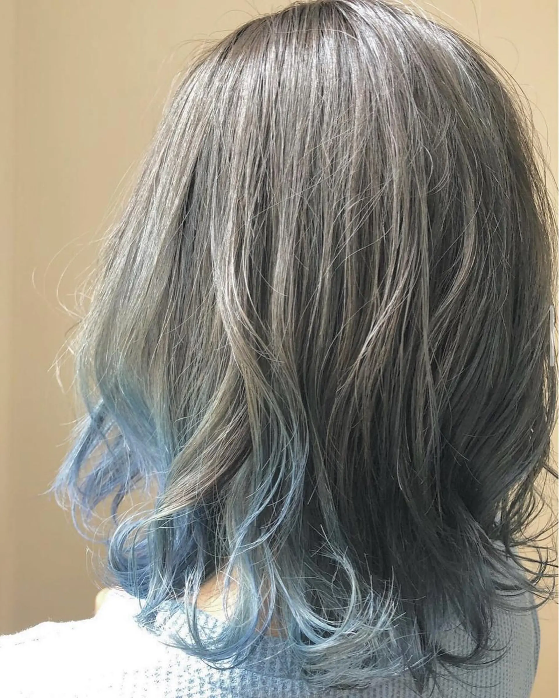 ミディアム カット ヘアカラー トリートメント MignonS 仙幸 大輔のヘアスタイル