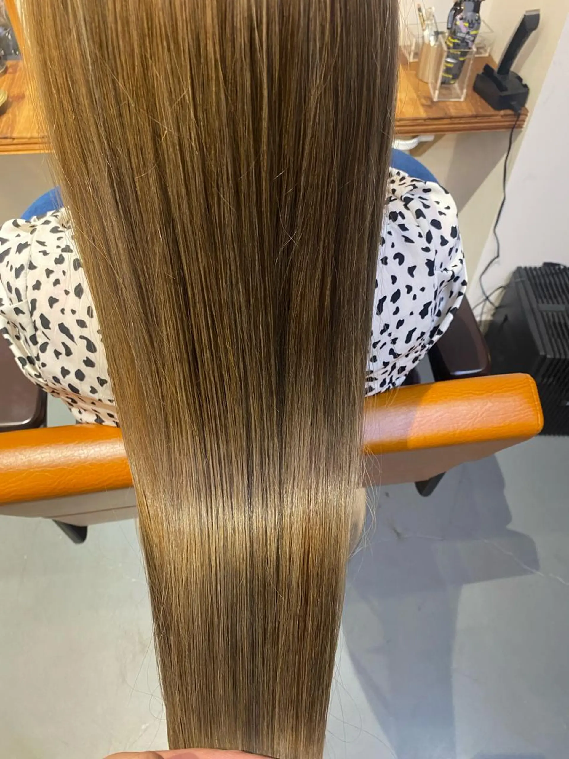 ロング カラー ハイライトカラー ハイライト 髪質改善 トリートメント 艶髪カラー&ウルフ フルカワ ヒロズミのヘアスタイル