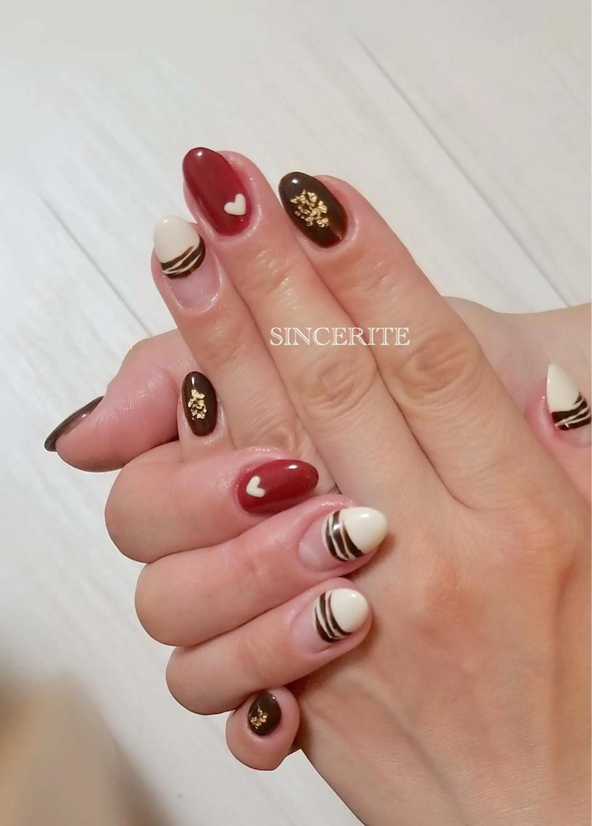 ネイル バレンタイン ネイル＆ケア  サンセリテのネイルデザイン