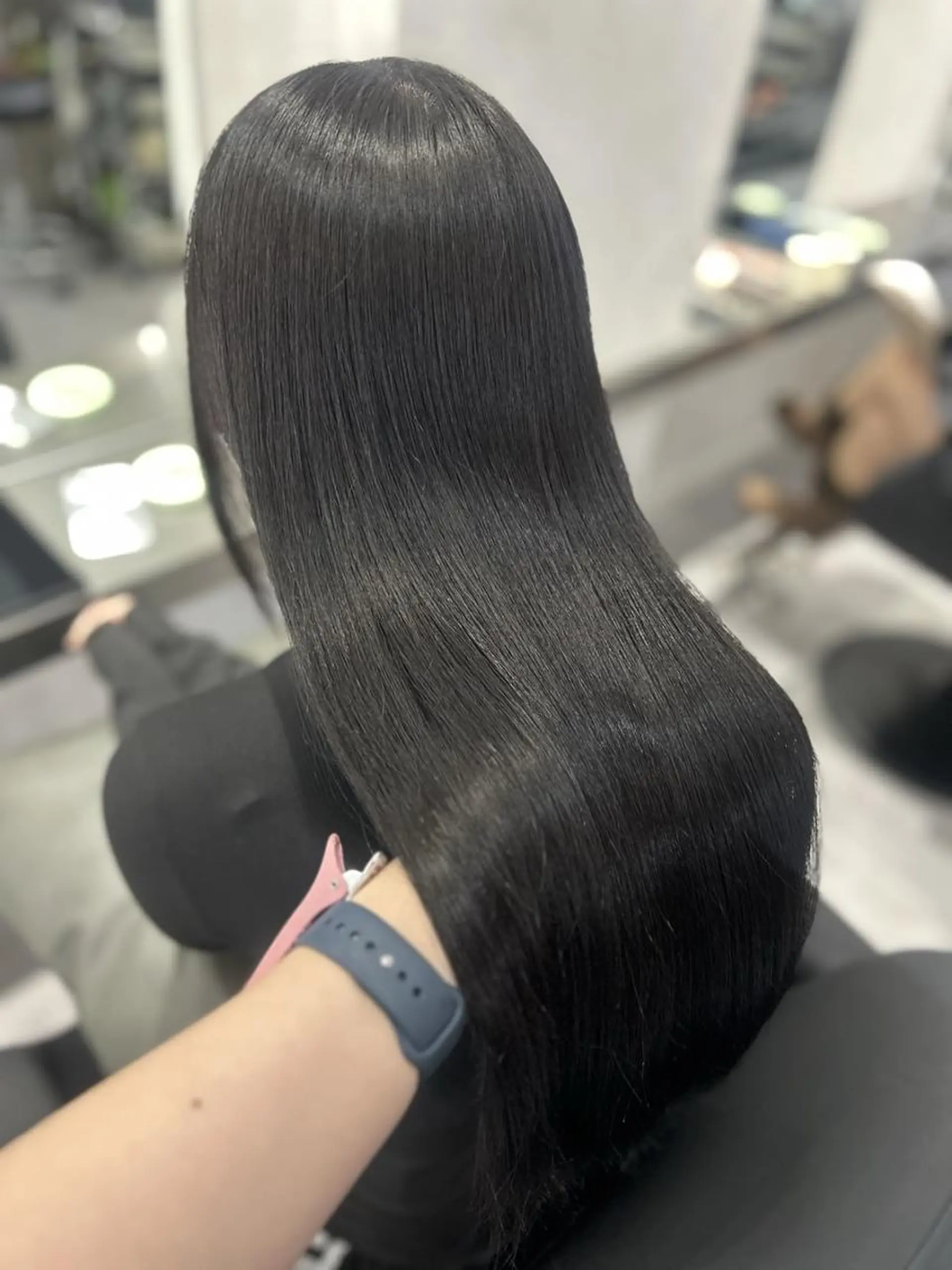 ロング カラー ショートボブ アッシュ バレイヤージュ ブリーチ 透明感カラー カット ヘアカラー トリートメント N° jemica 札幌のヘアスタイル