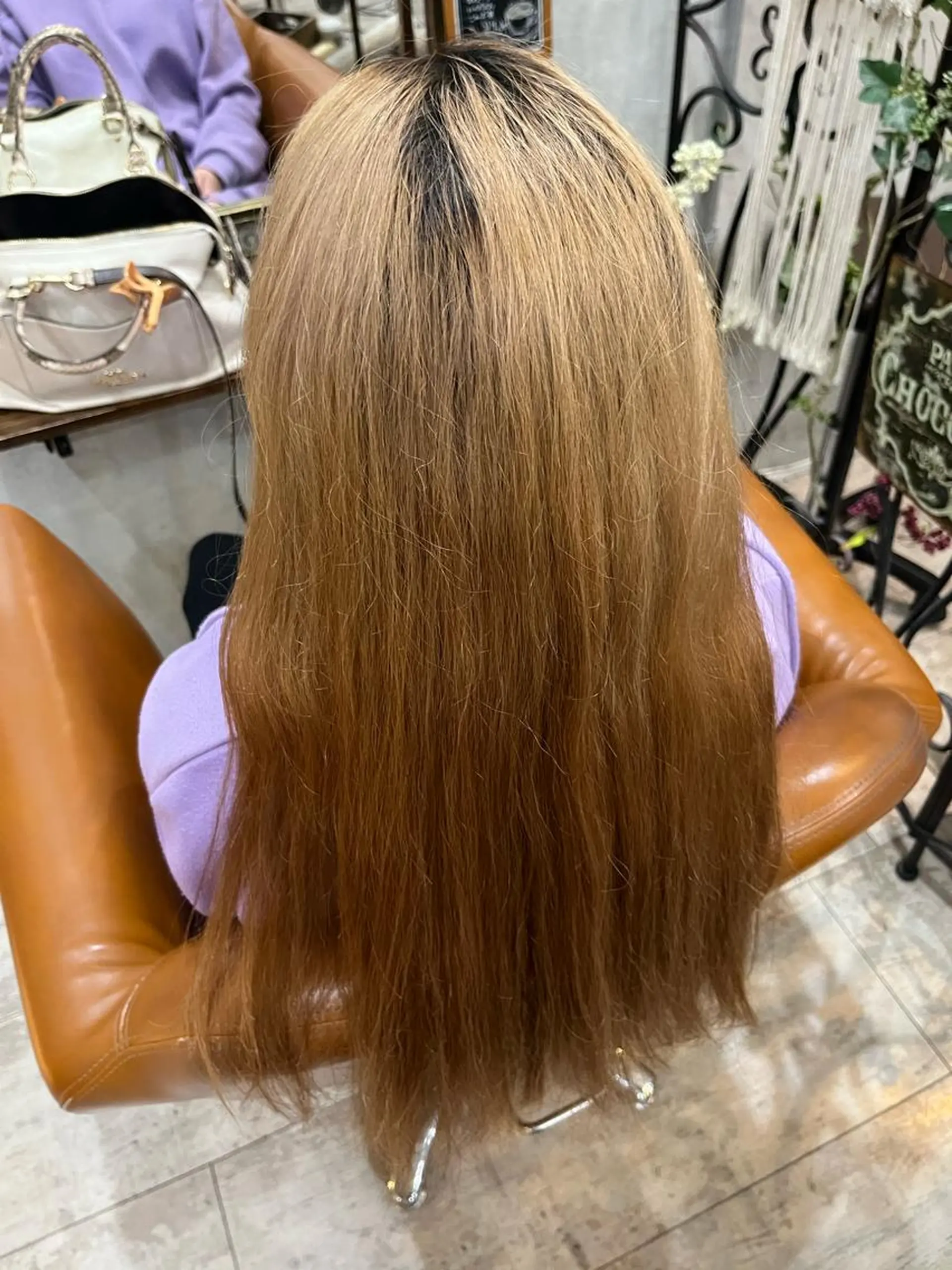 ロング カラー 艶髪/ハイトーン/ ヘアセット/モエノのヘアスタイル