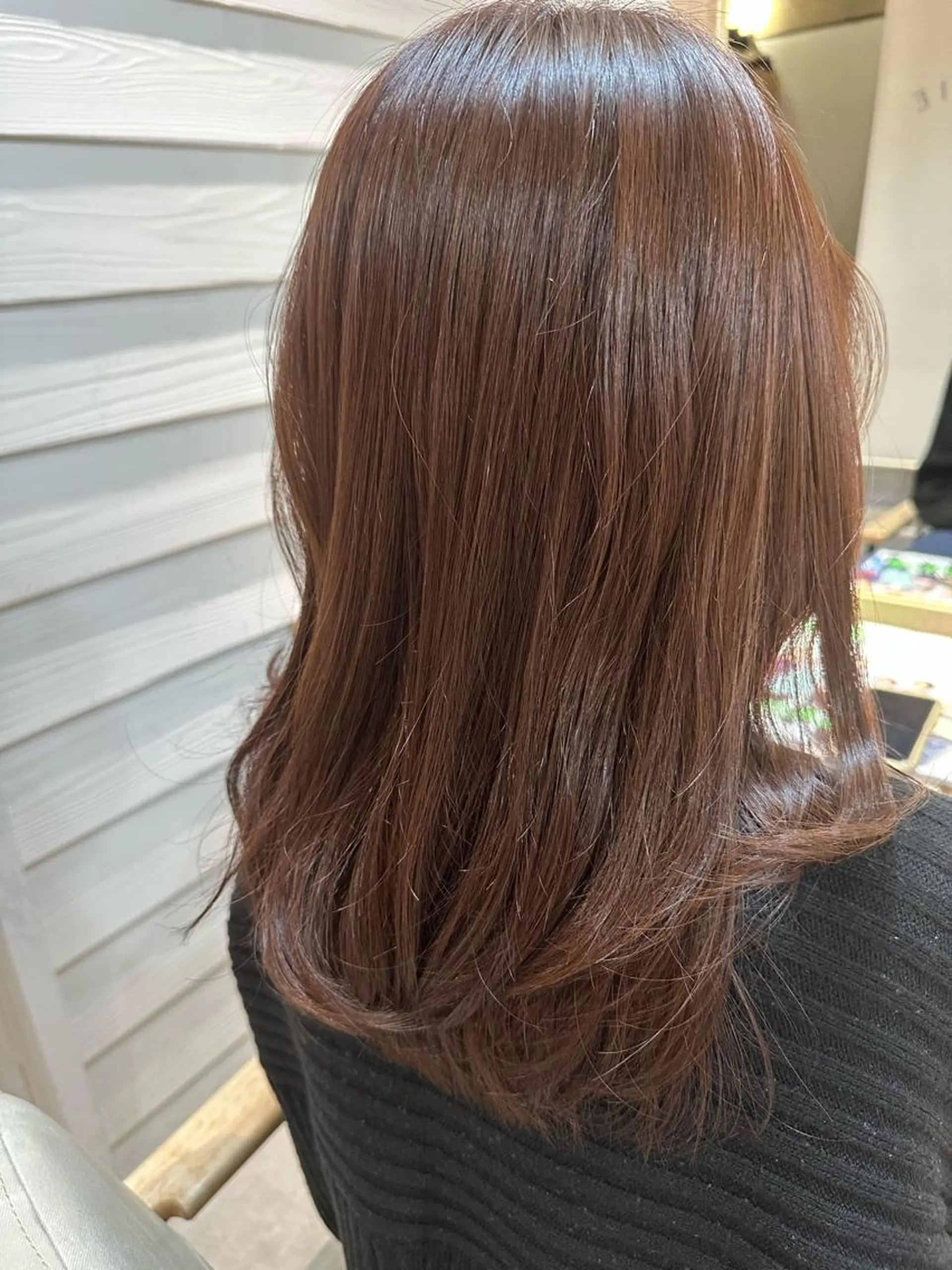 ミディアム カラー ブラウンカラー ピンクカラー ピンクブラウン カット ヘアカラー Annie 吉田 裕美のヘアスタイル