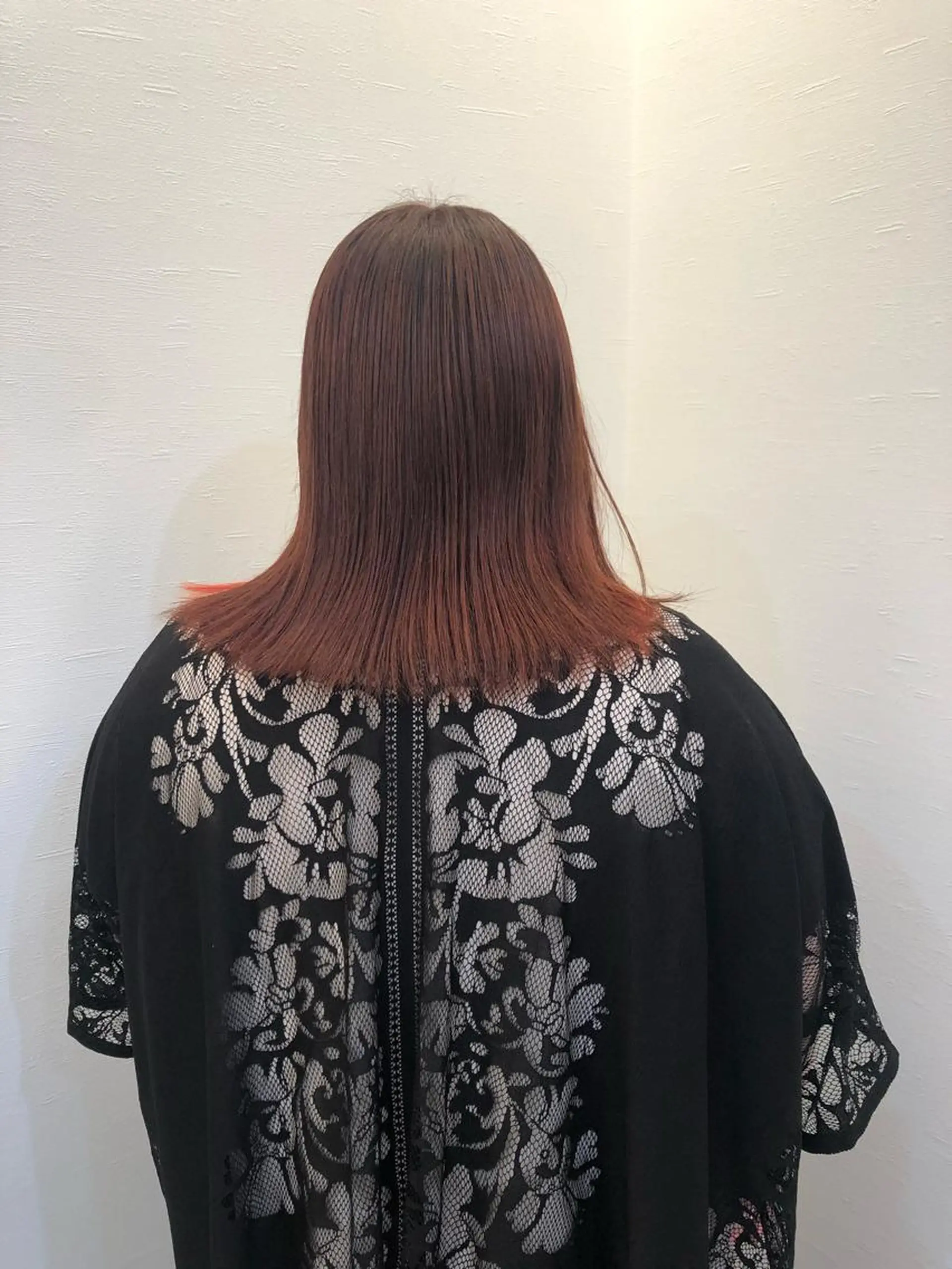 カラー ツノガイ エリのヘアスタイル