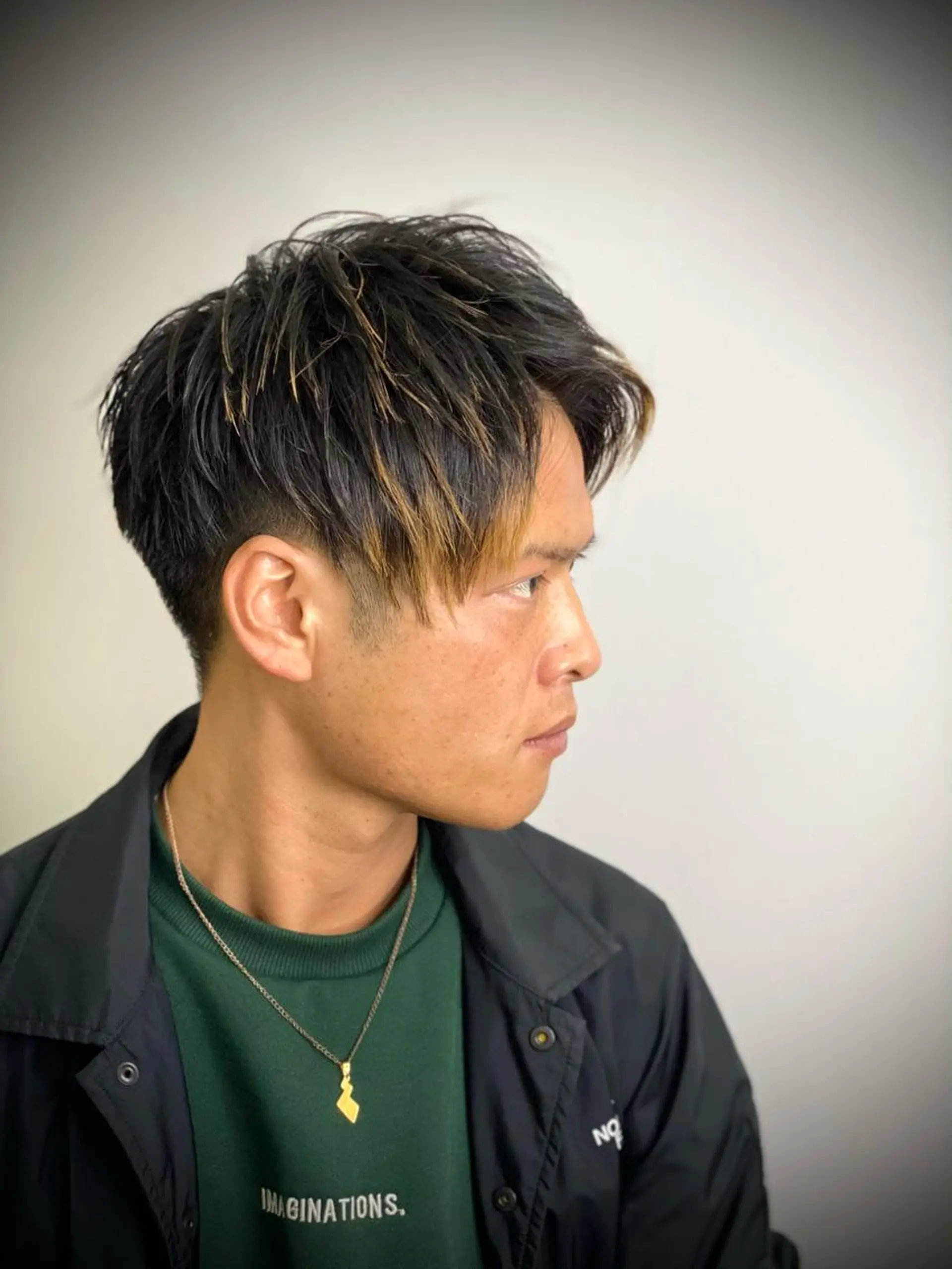 ミディアム カラー メンズ 岡本 宗士のヘアスタイル