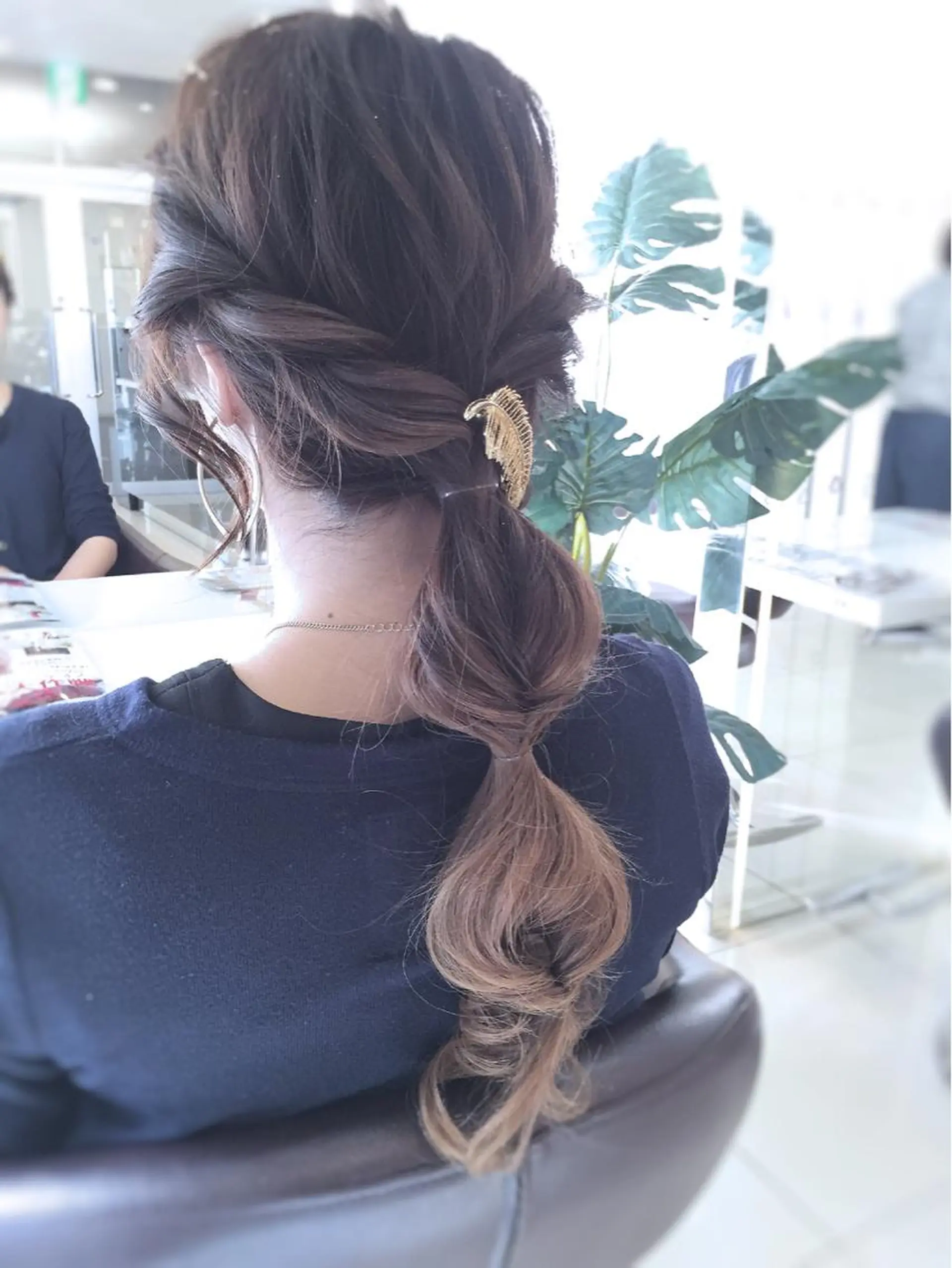 ロング ヘアアレンジ 松本 明日可のヘアスタイル