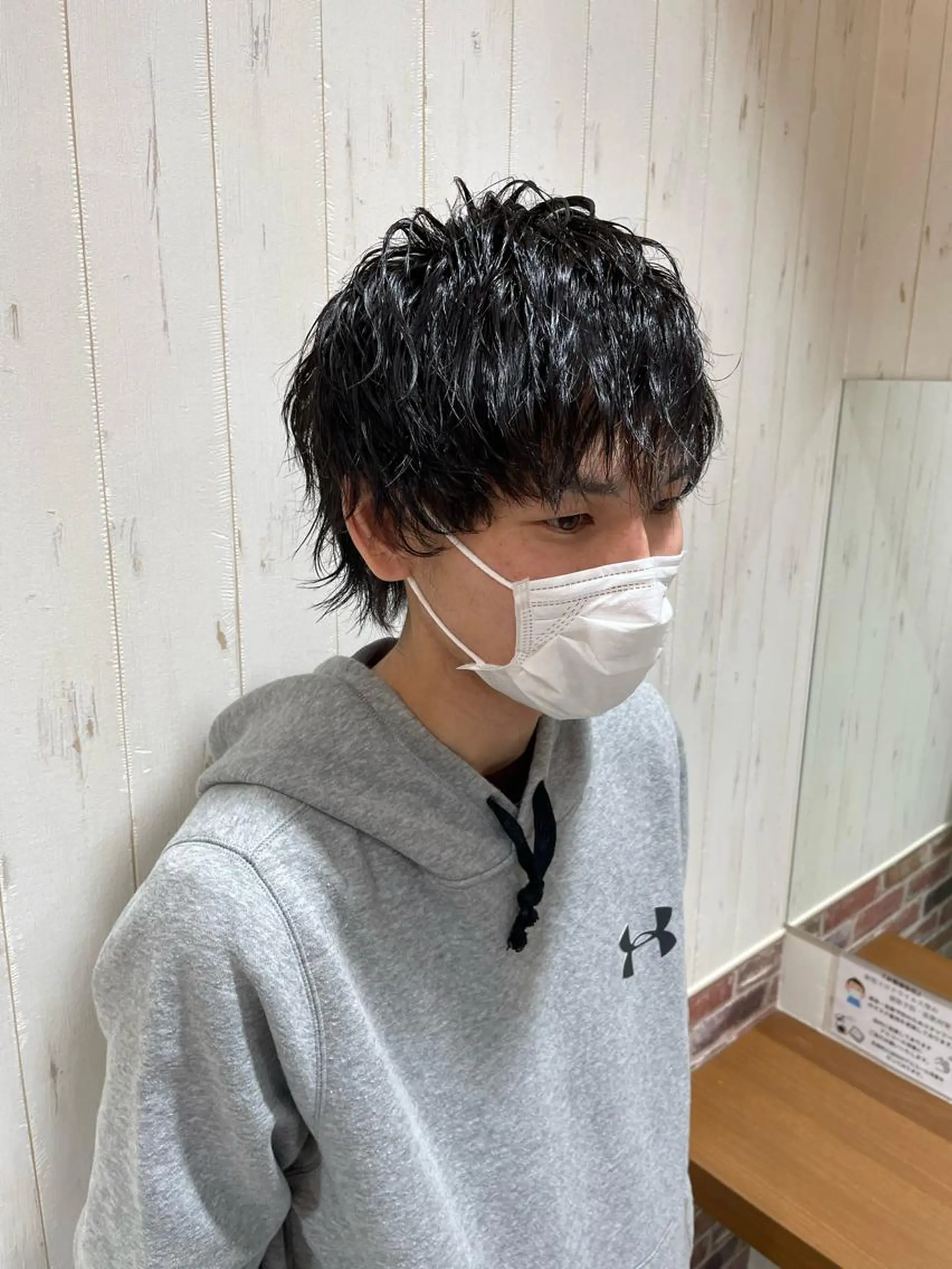 ショート メンズ メンズバレイヤージュ メンズブリーチ メンズハイライト メンズインナーカラー ハイライト カット 中嶋 紘夢のヘアスタイル