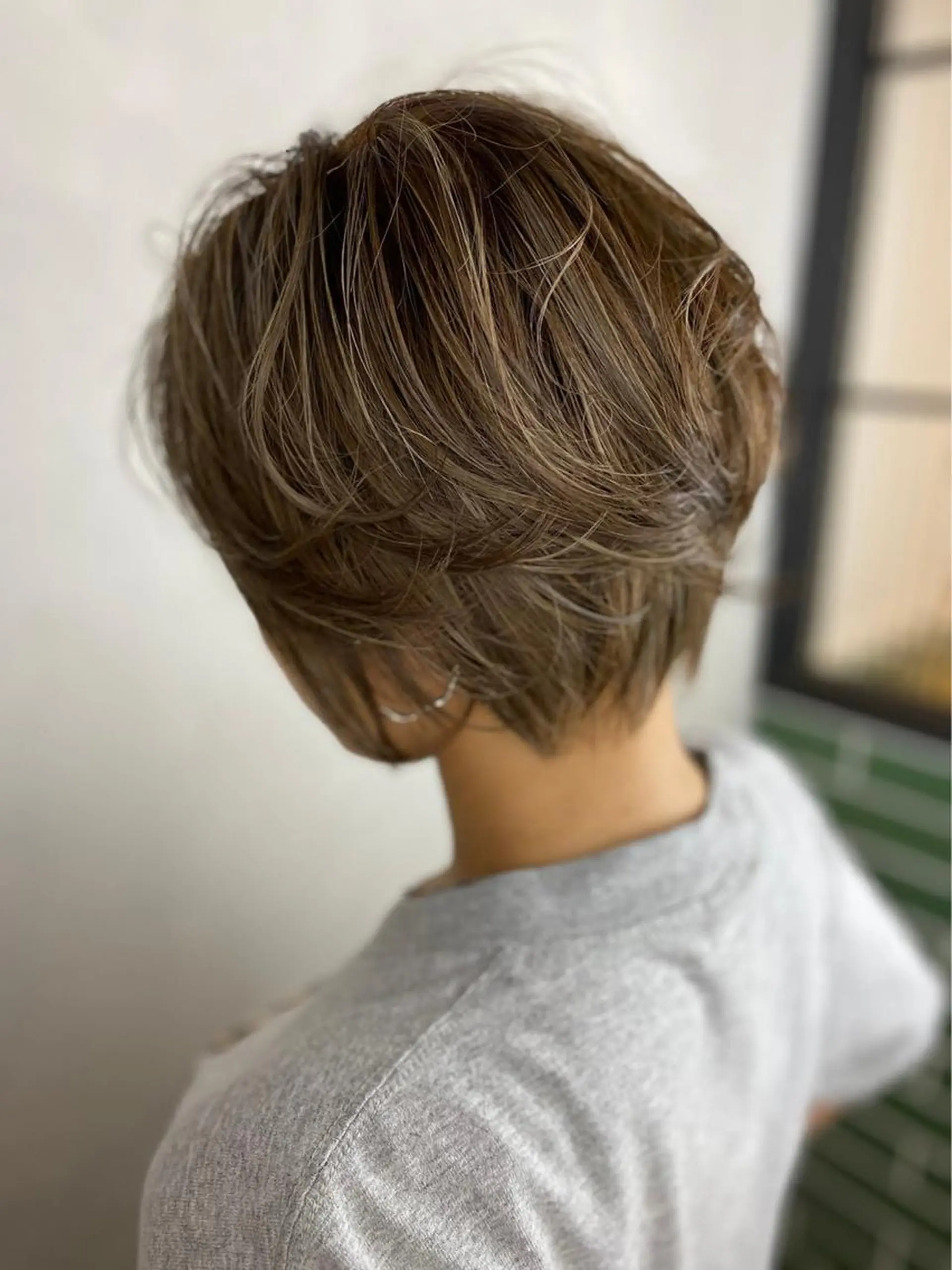 ショート カラー ハイライトカラー デザインカット ハイライト 似合わせカット ショートヘア BROCANTE立川 karasawa.nのヘアスタイル