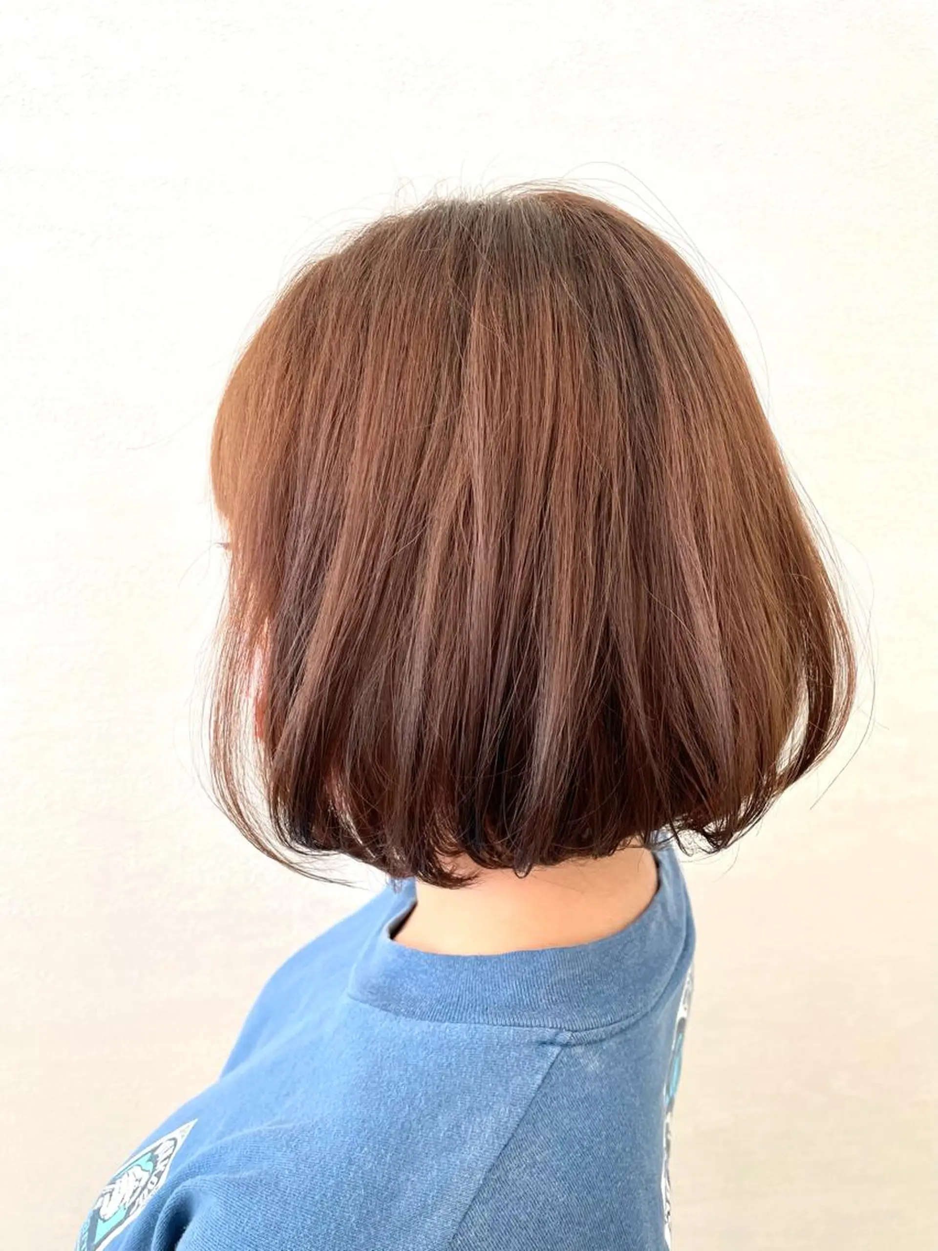 ショート ボブ カット ヘアカラー 安田 美由紀のヘアスタイル