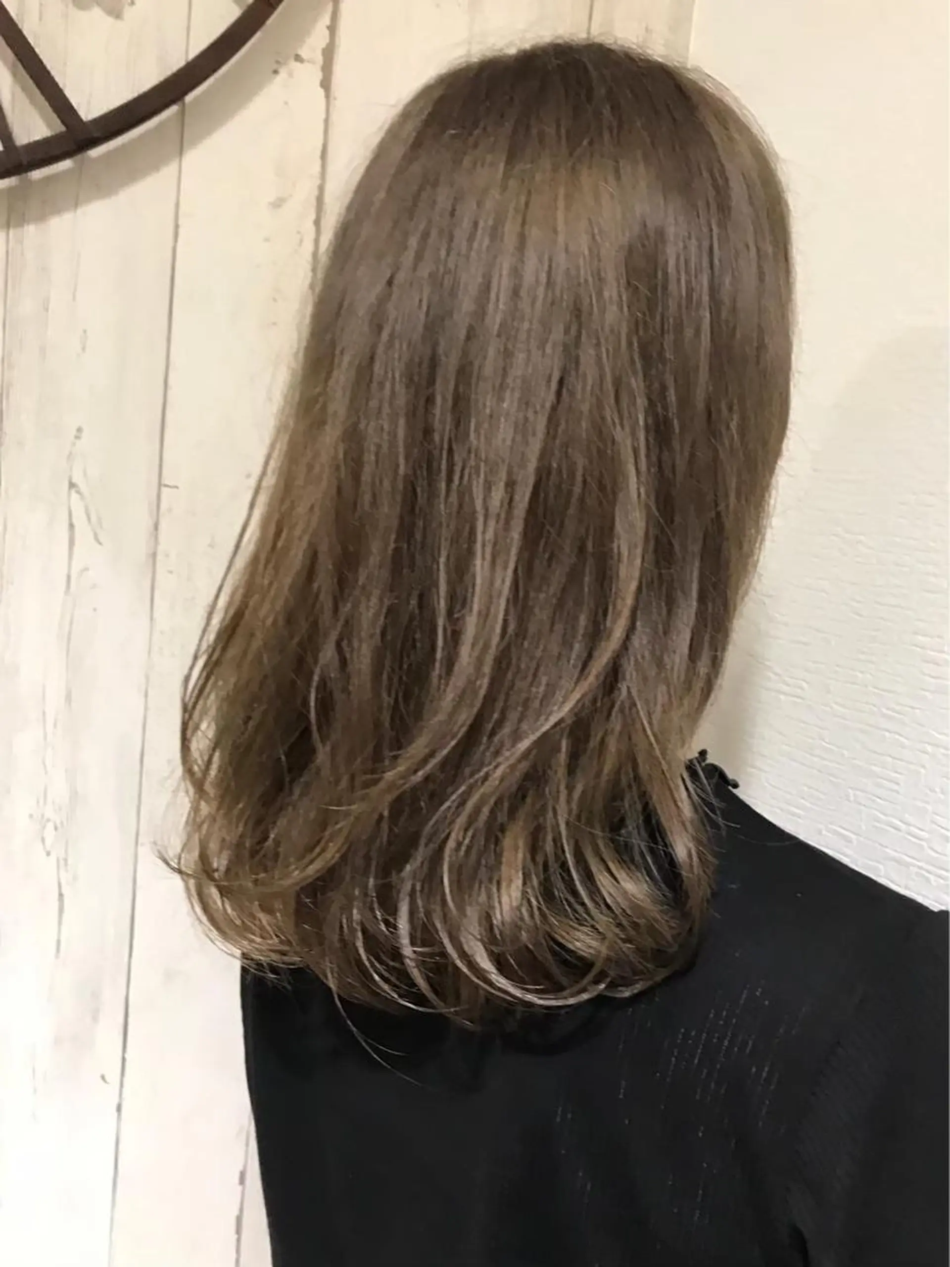 セミロング カラー exfa sakura🪞のヘアスタイル