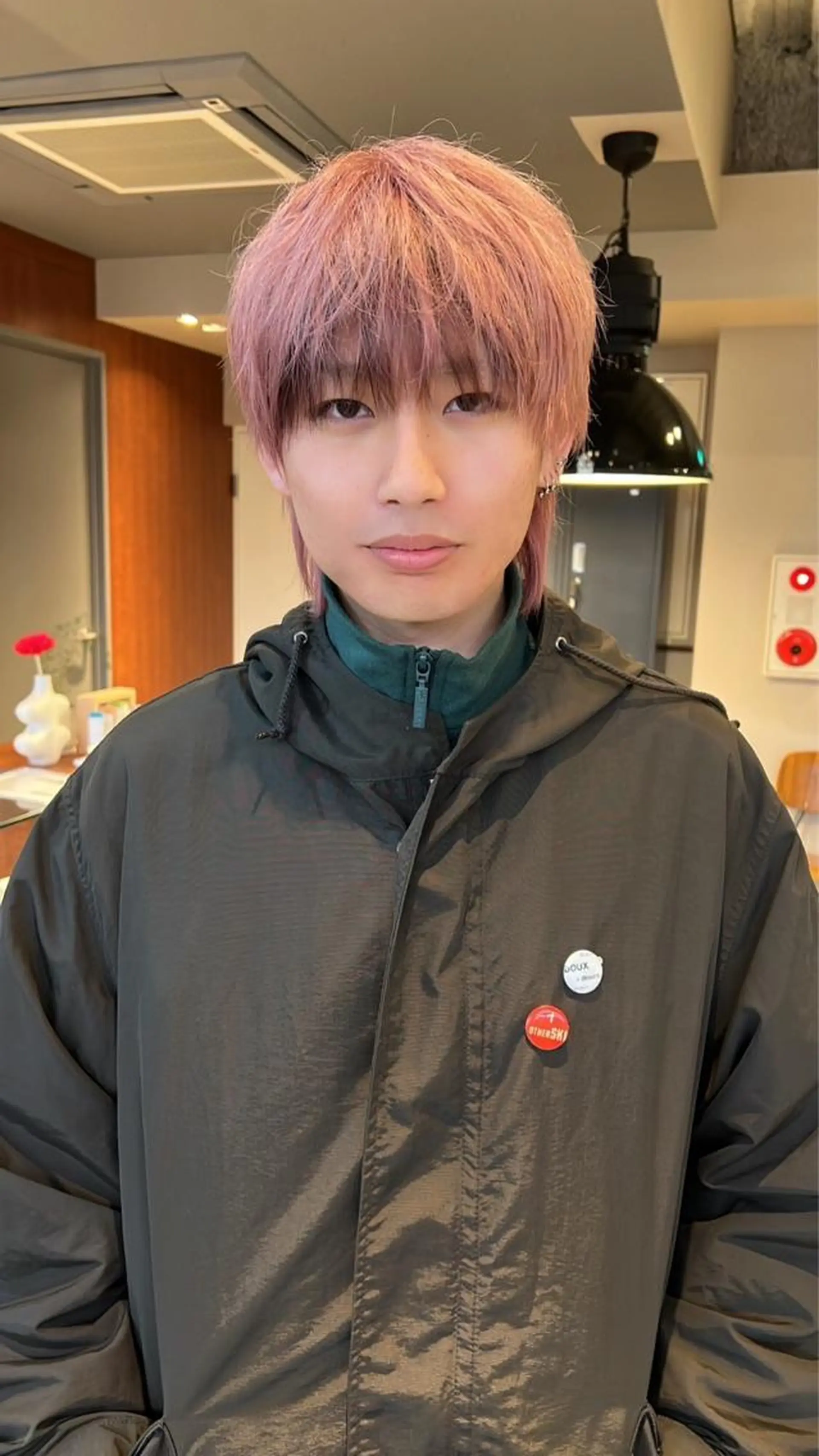 ショート ミルクティーベージュ outaのヘアスタイル