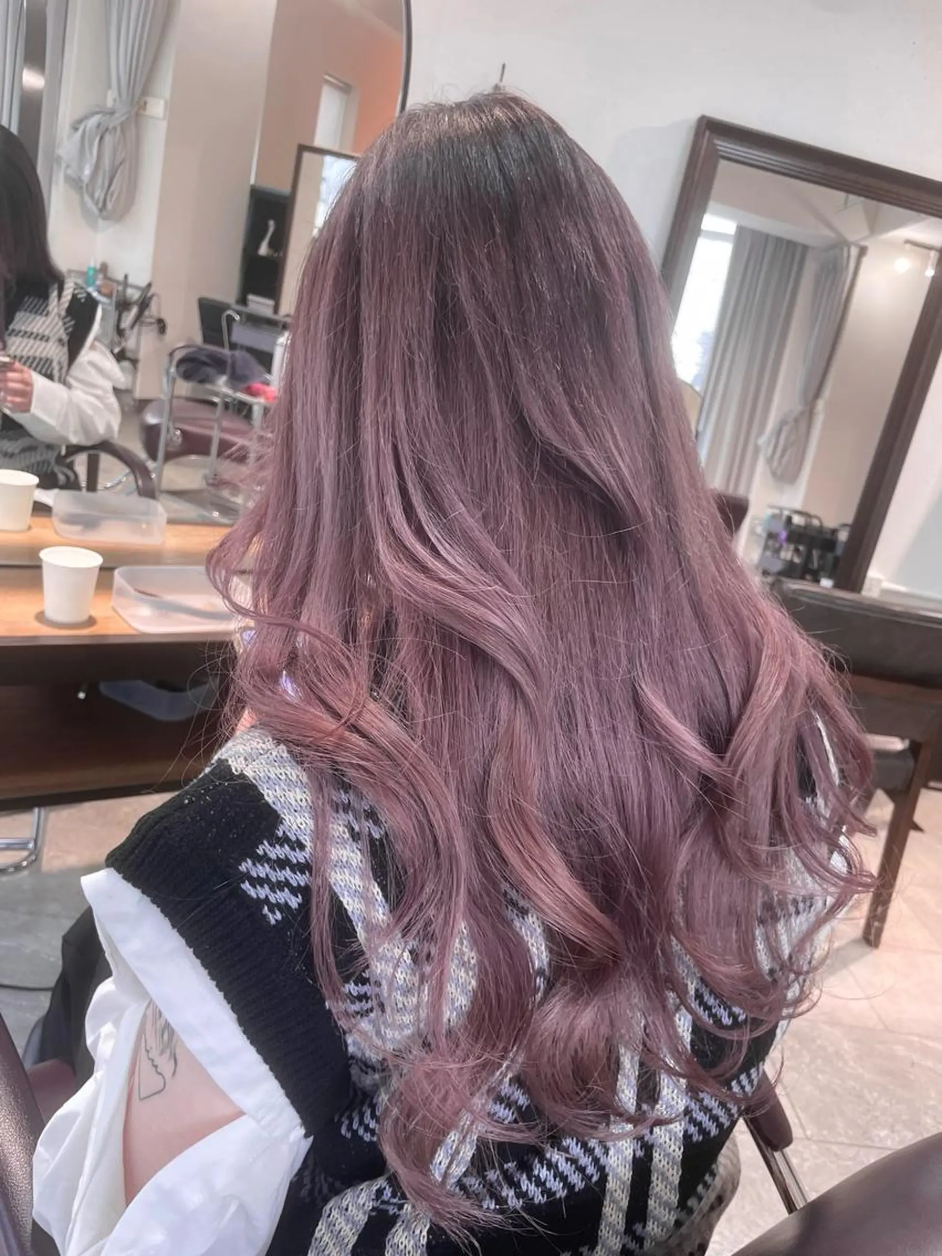 ロング カラー ヘアアレンジ カット ヘアカラー 🌹TikTok４万 ﾌｫﾛﾜｰ🌹AKIのヘアスタイル