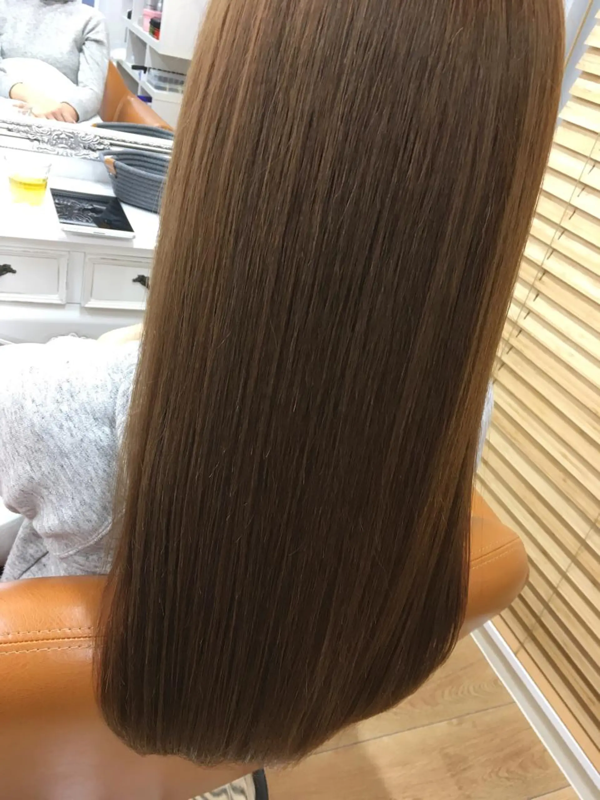 ミディアム カラー noa  ノアのヘアスタイル