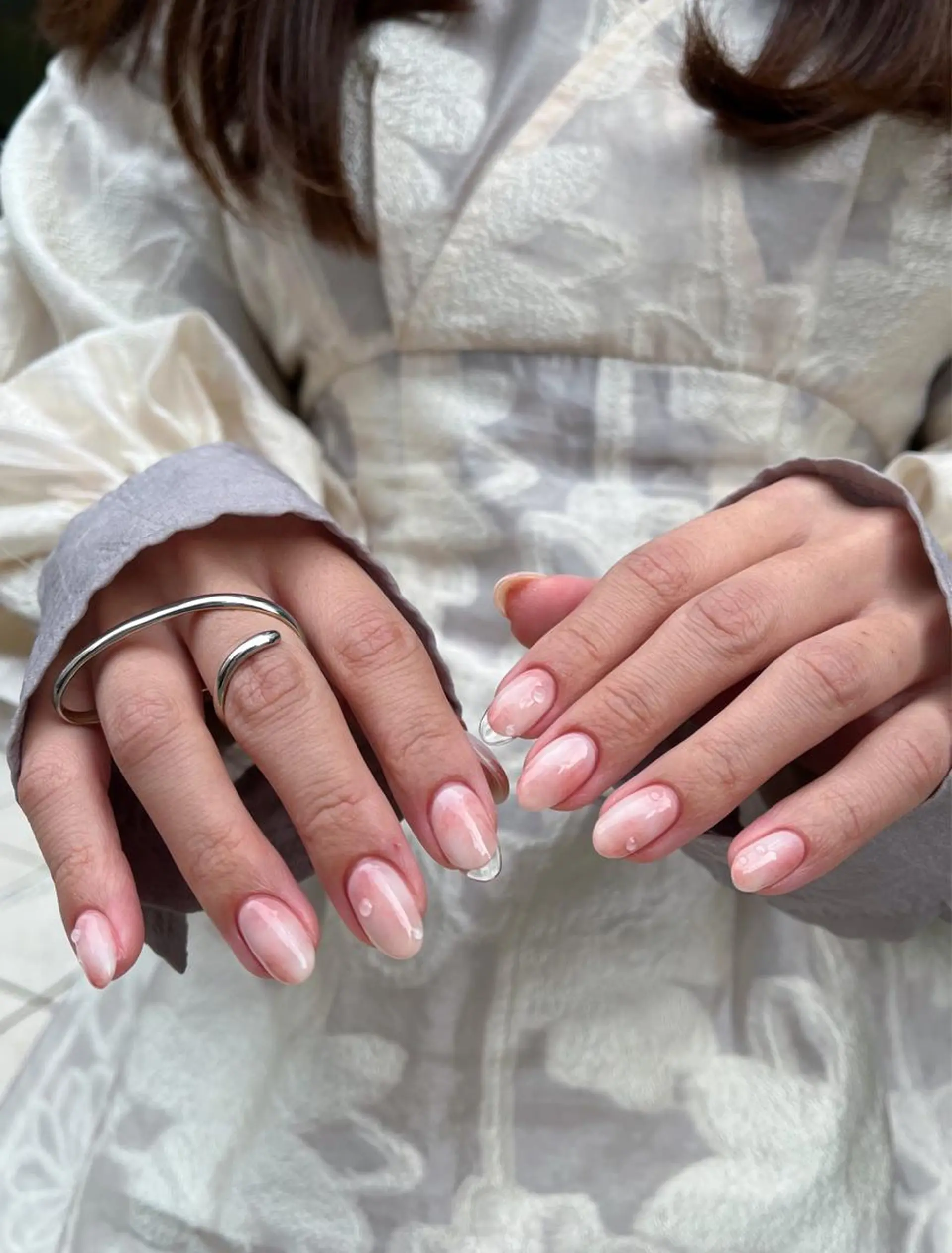 ネイル フレンチネイル ガラスフレンチ ハンドネイル 梶山 美月のネイルデザイン