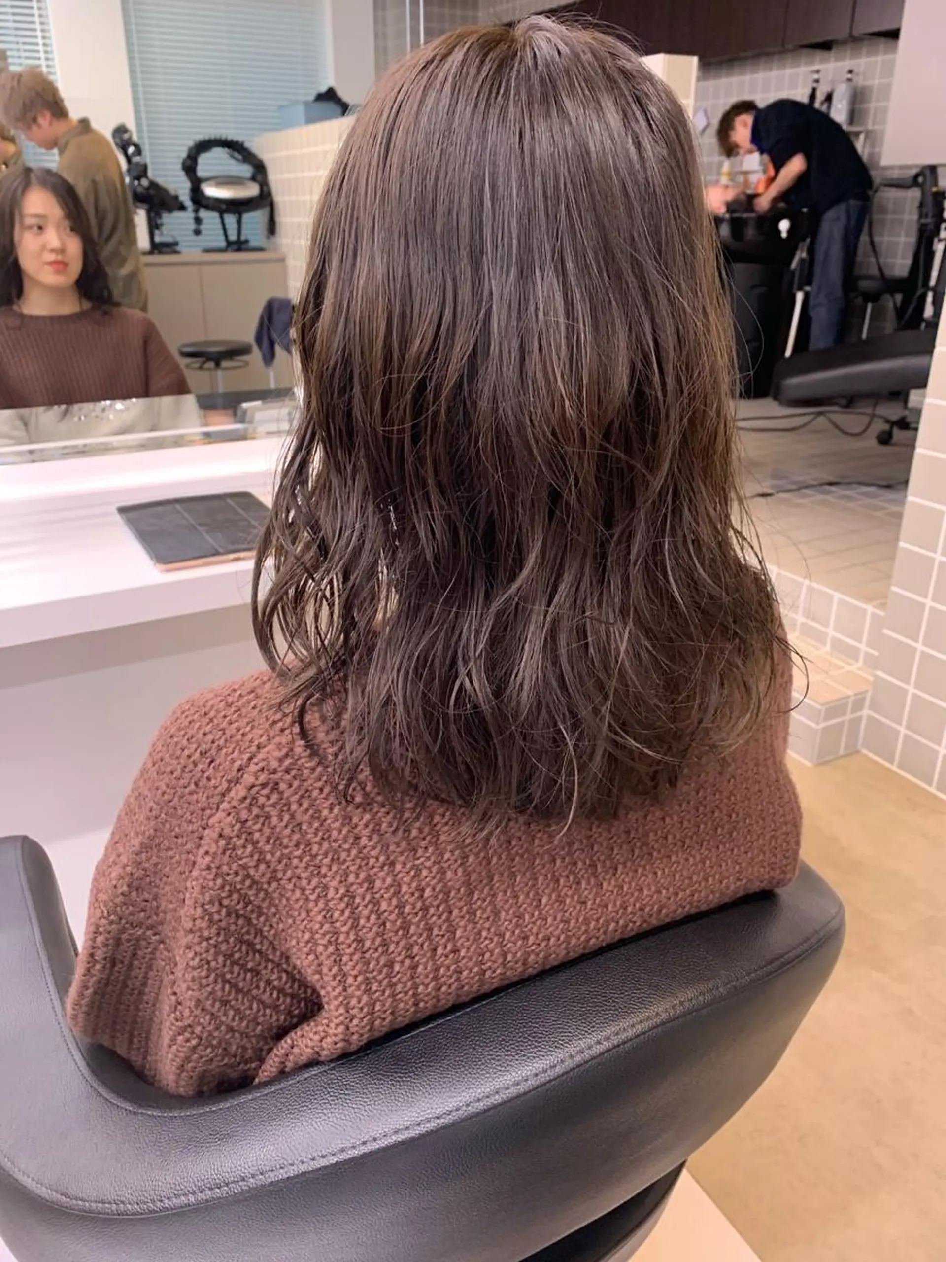 セミロング 【美容室が苦手な方 専問美容室】MIHOのヘアスタイル