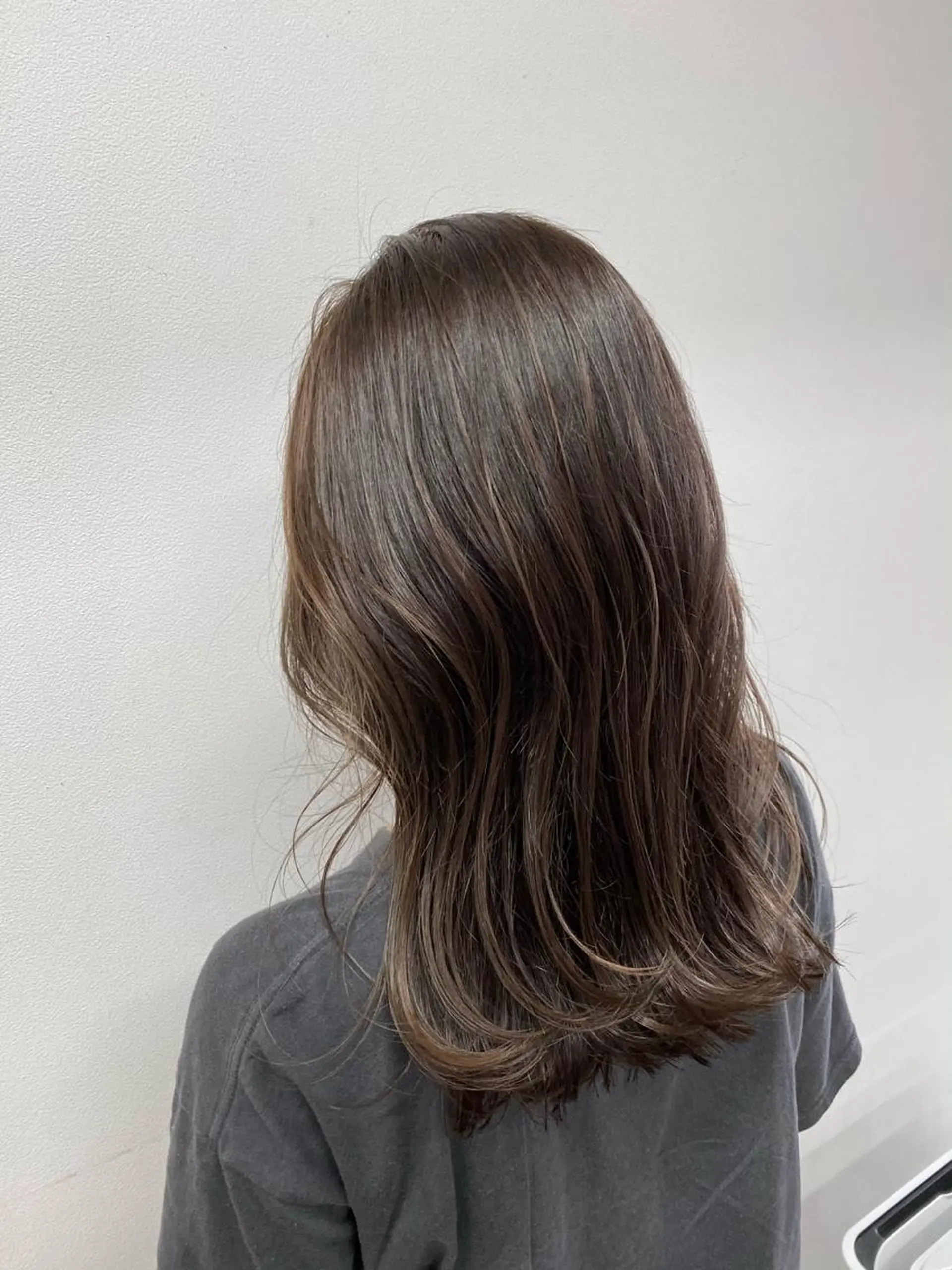 ミディアム AKI💛 すみれのマツエク・マツパデザイン