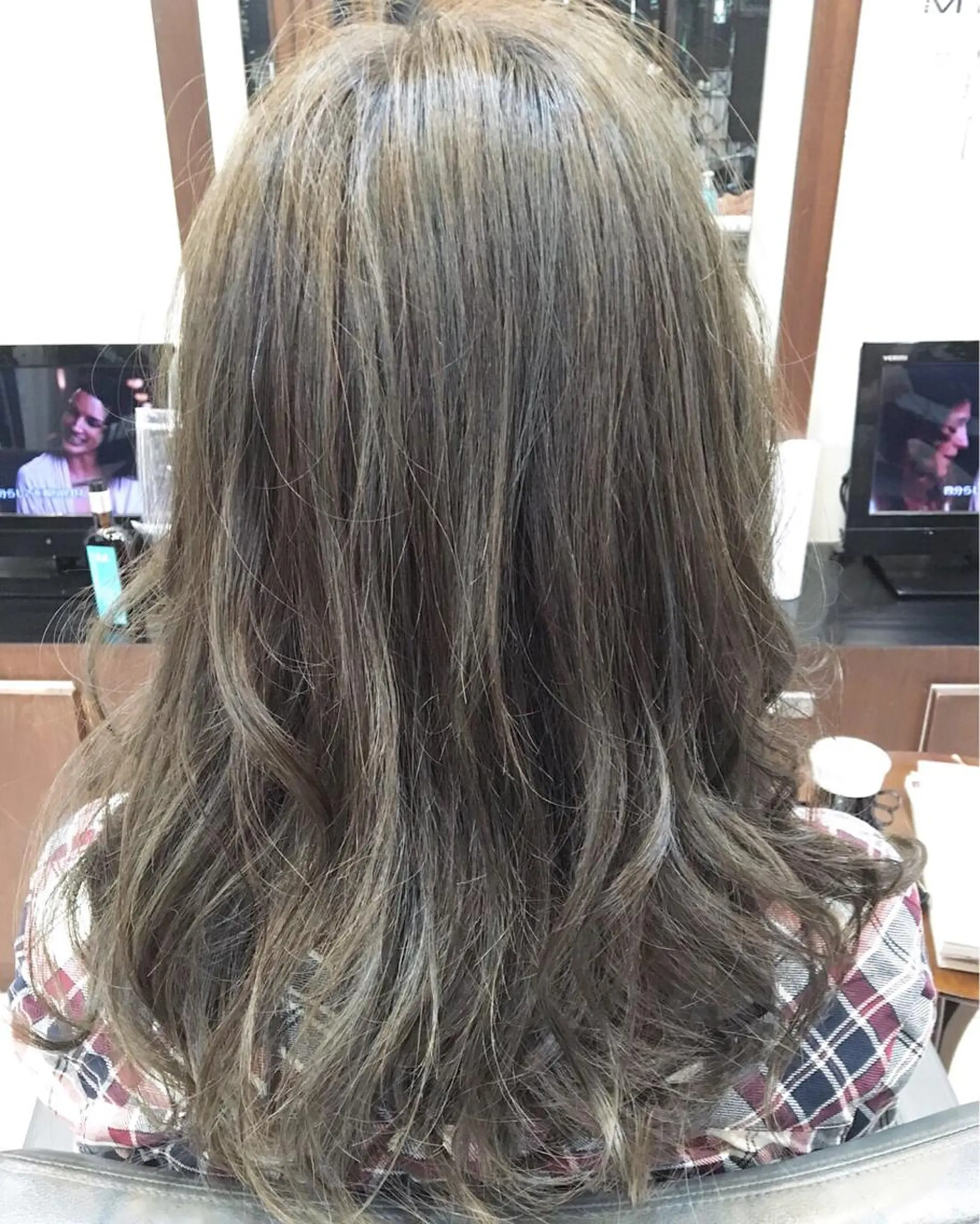 ショート ミディアム セミロング ロング カラー パーマ ヘアアレンジ グレージュ ハイライトカラー ハイライト ナガイ ユウキのヘアスタイル