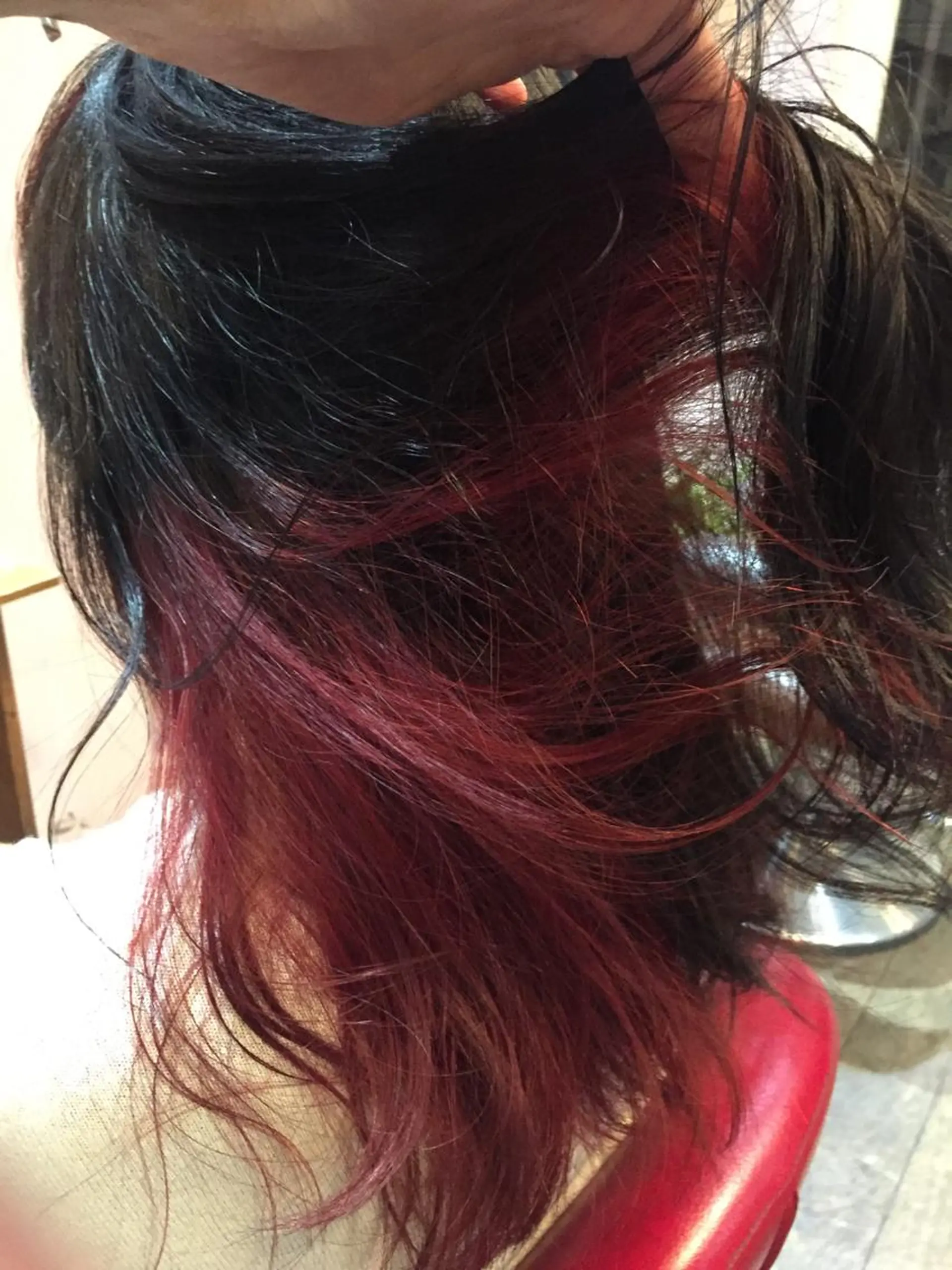 ミディアム カラー インナーカラー レッドカラー カット ヘアカラー トリートメント 原宿サロン代表 デザインカラー伊藤卓のヘアスタイル