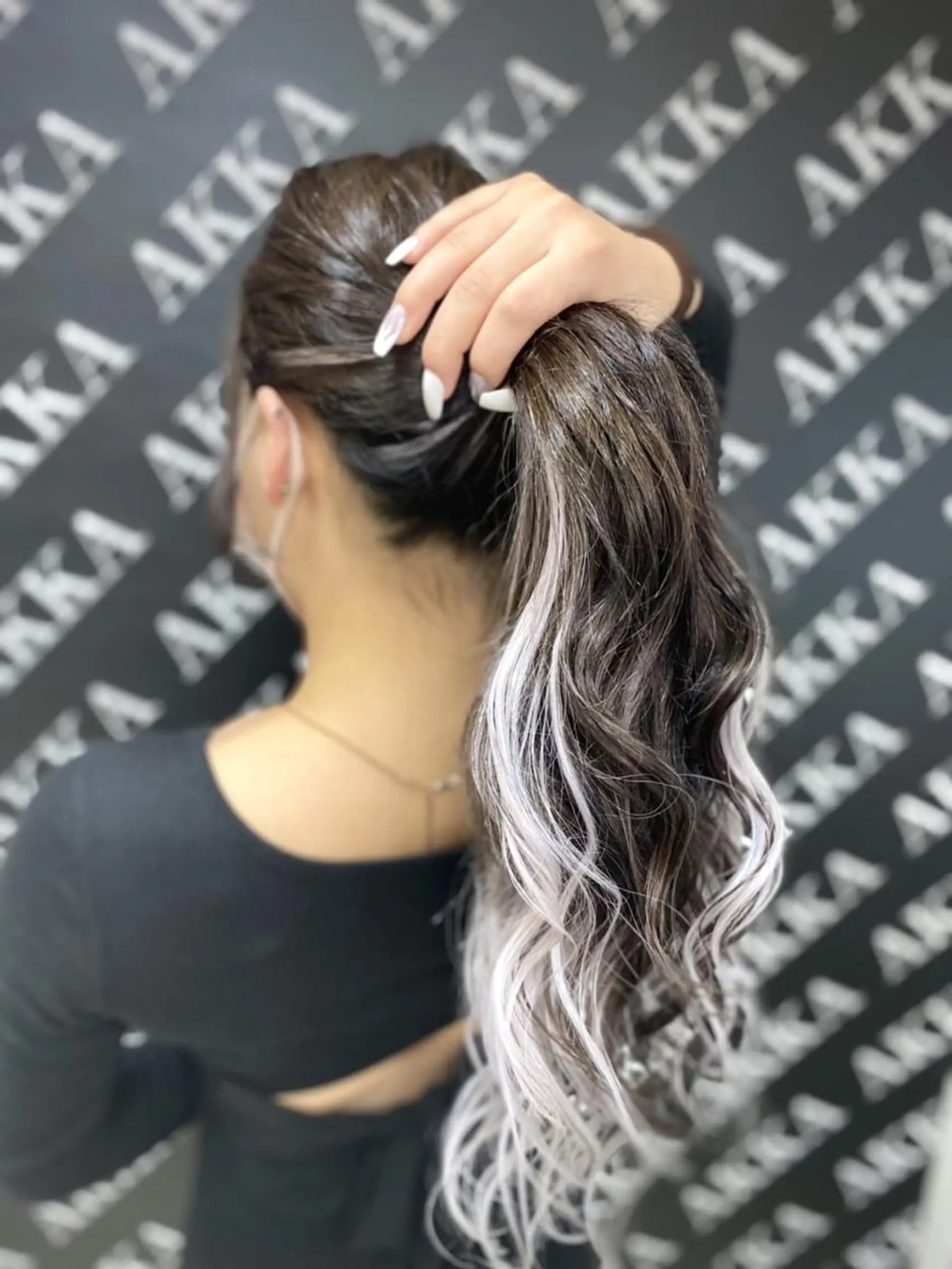 ロング 🩵垢抜け確定🩵 ハイトーン特化🩵のヘアスタイル