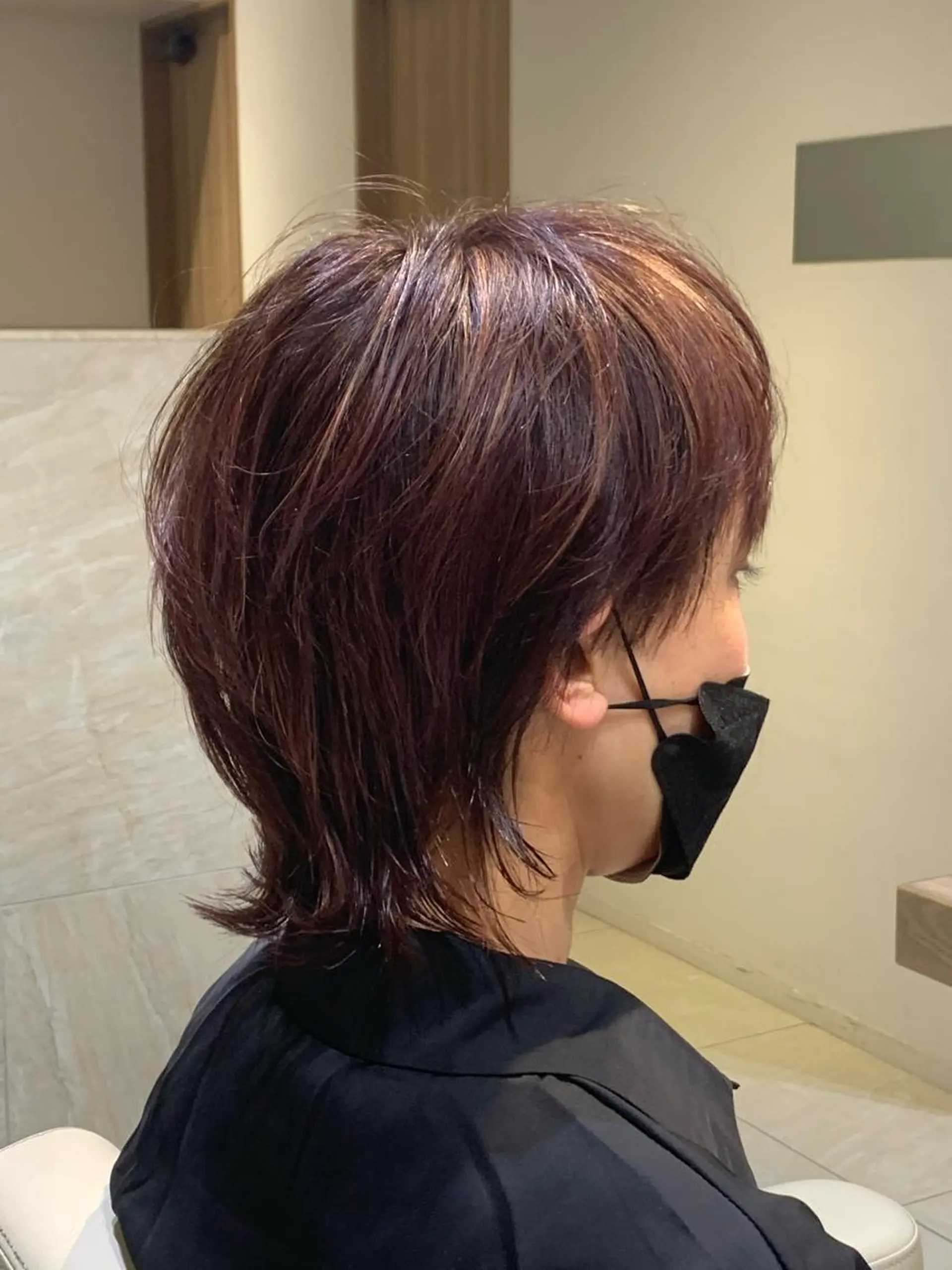 ミディアム ピンクブラウン ウルフカット 東 大介/骨格矯正カットのヘアスタイル