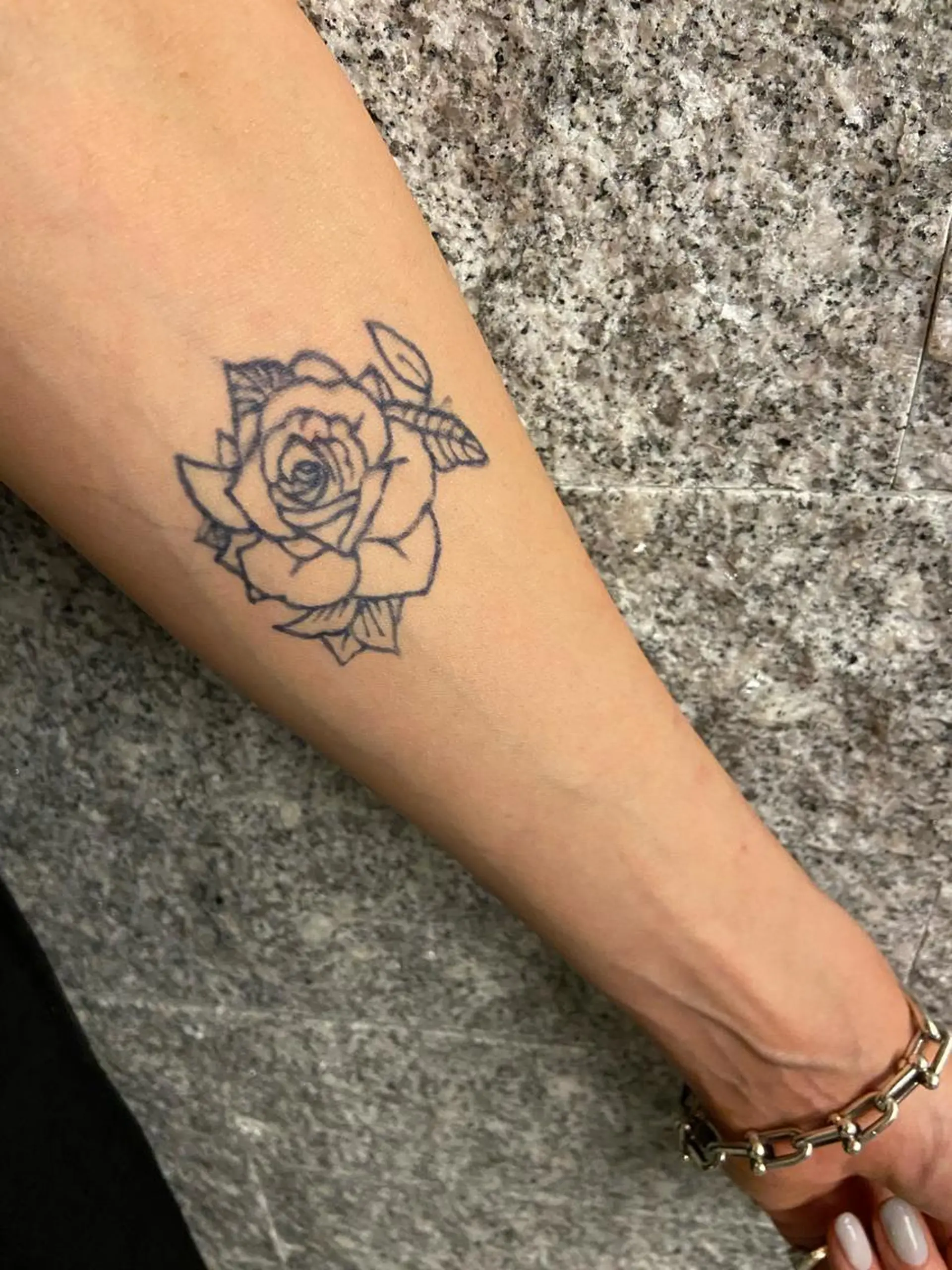 LULA池袋東口店 KAORUの眉毛・アイブロウイメージ