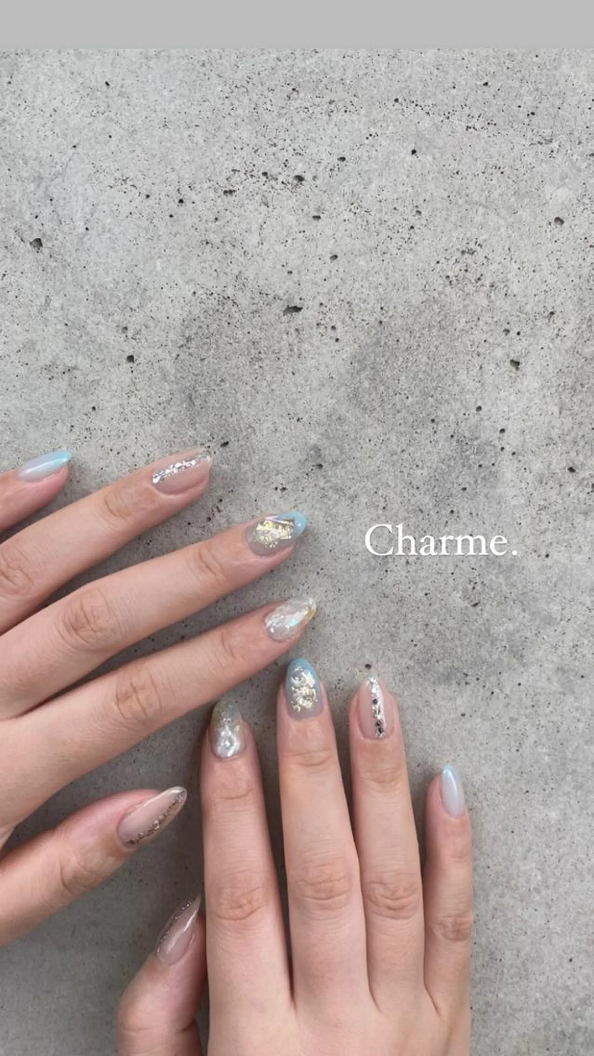 ネイル ブルー キラキラネイル 持ち込み ニュアンスネイル 夏ネイル Charme. NOBUKOのネイルデザイン