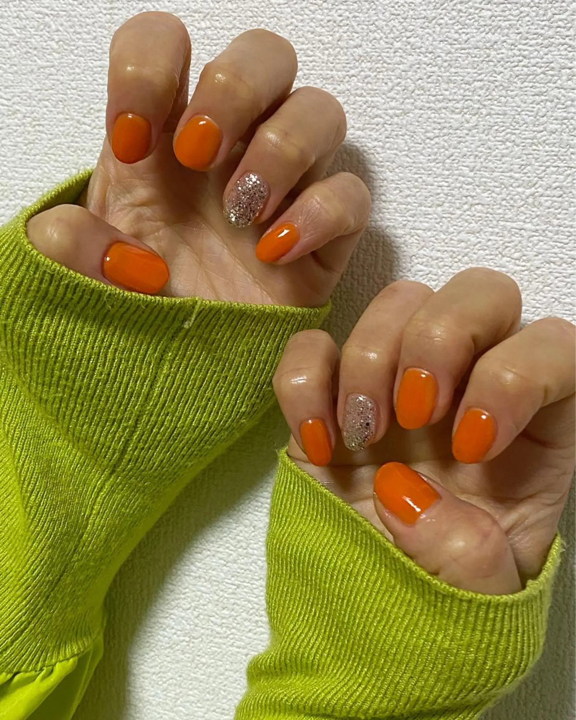 ネイル オレンジ ハンドネイル 自宅サロン FeelFreeのマツエク・マツパデザイン