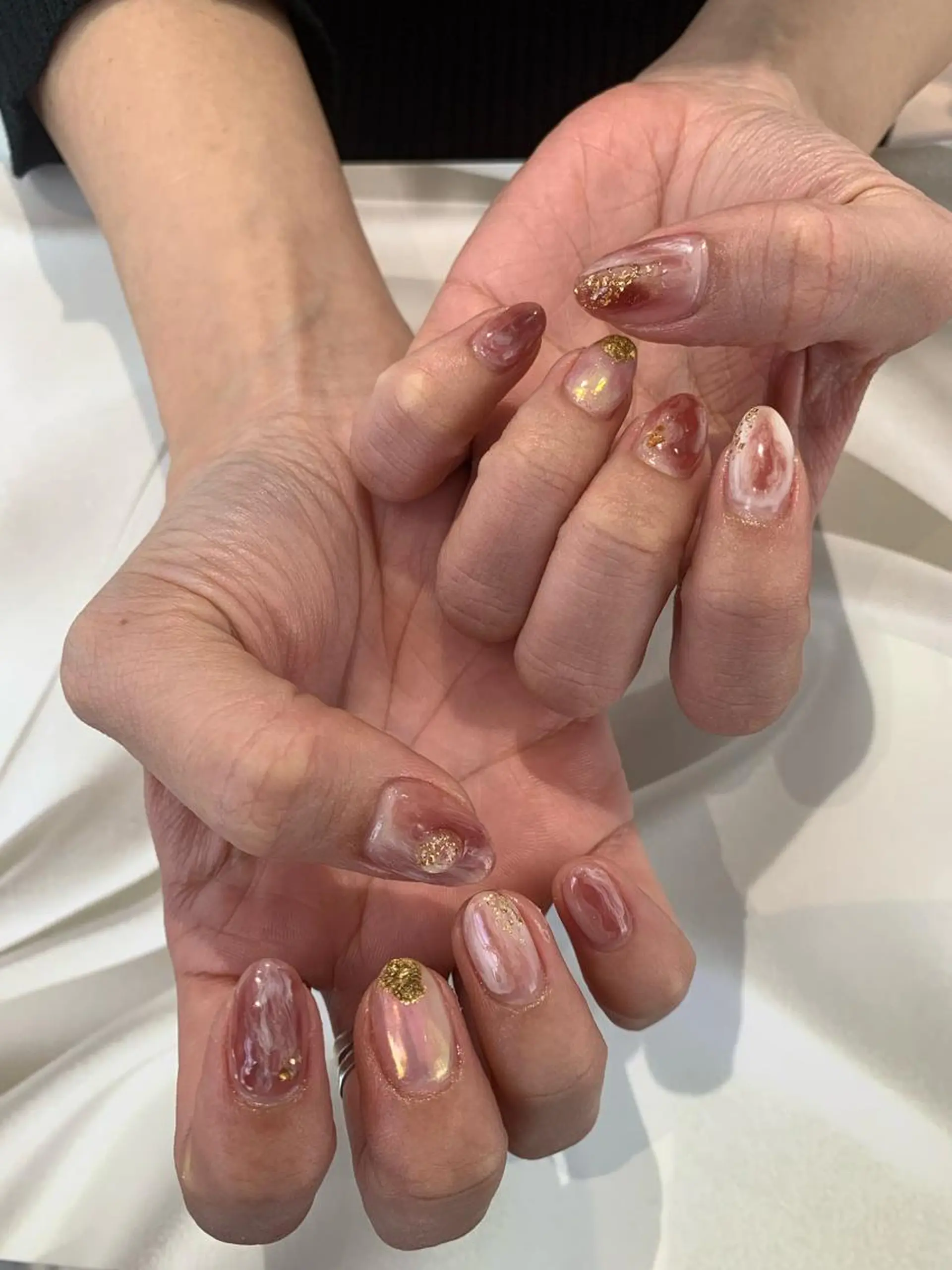 ネイル ニュアンスネイル マキノ ユイのネイルデザイン