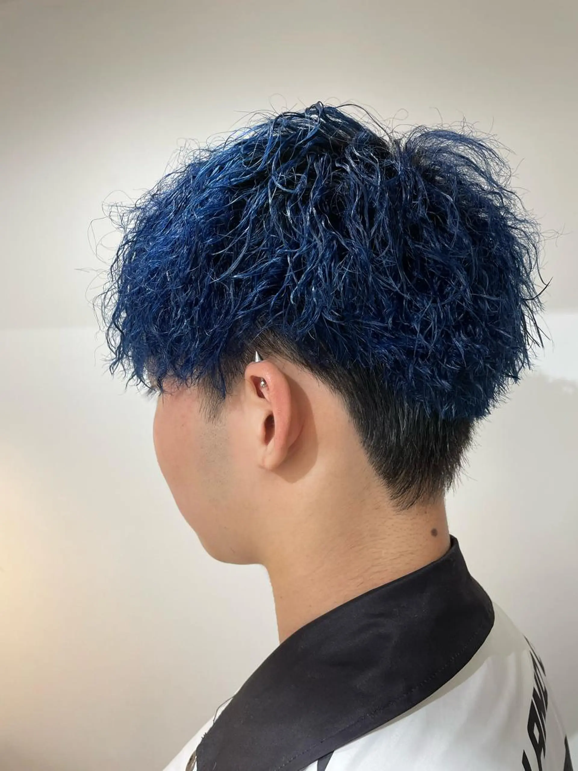 ショート カラー メンズ ナカムラ イヅミのヘアスタイル