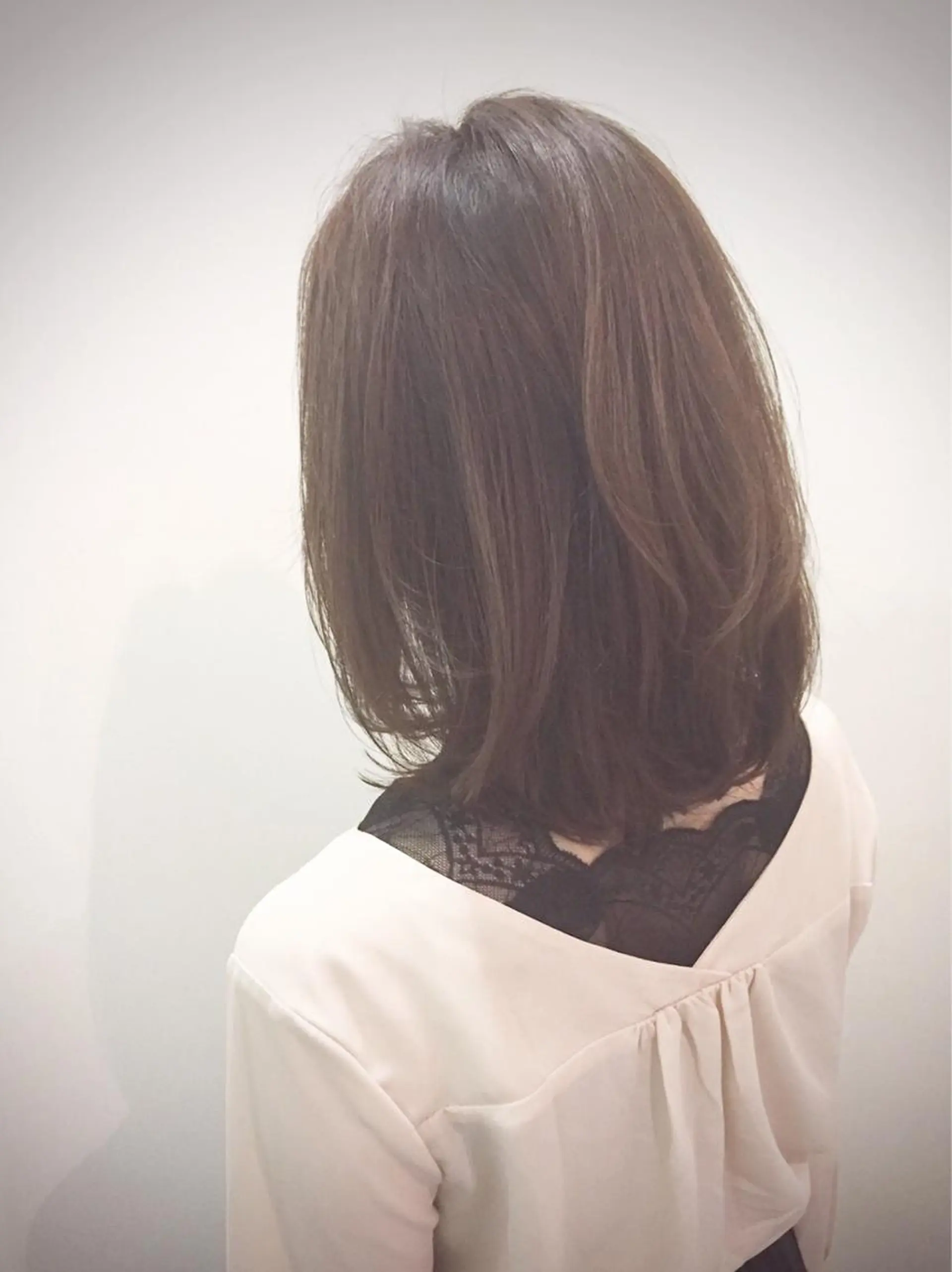 ミディアム パーマ 坂本 なつきのヘアスタイル