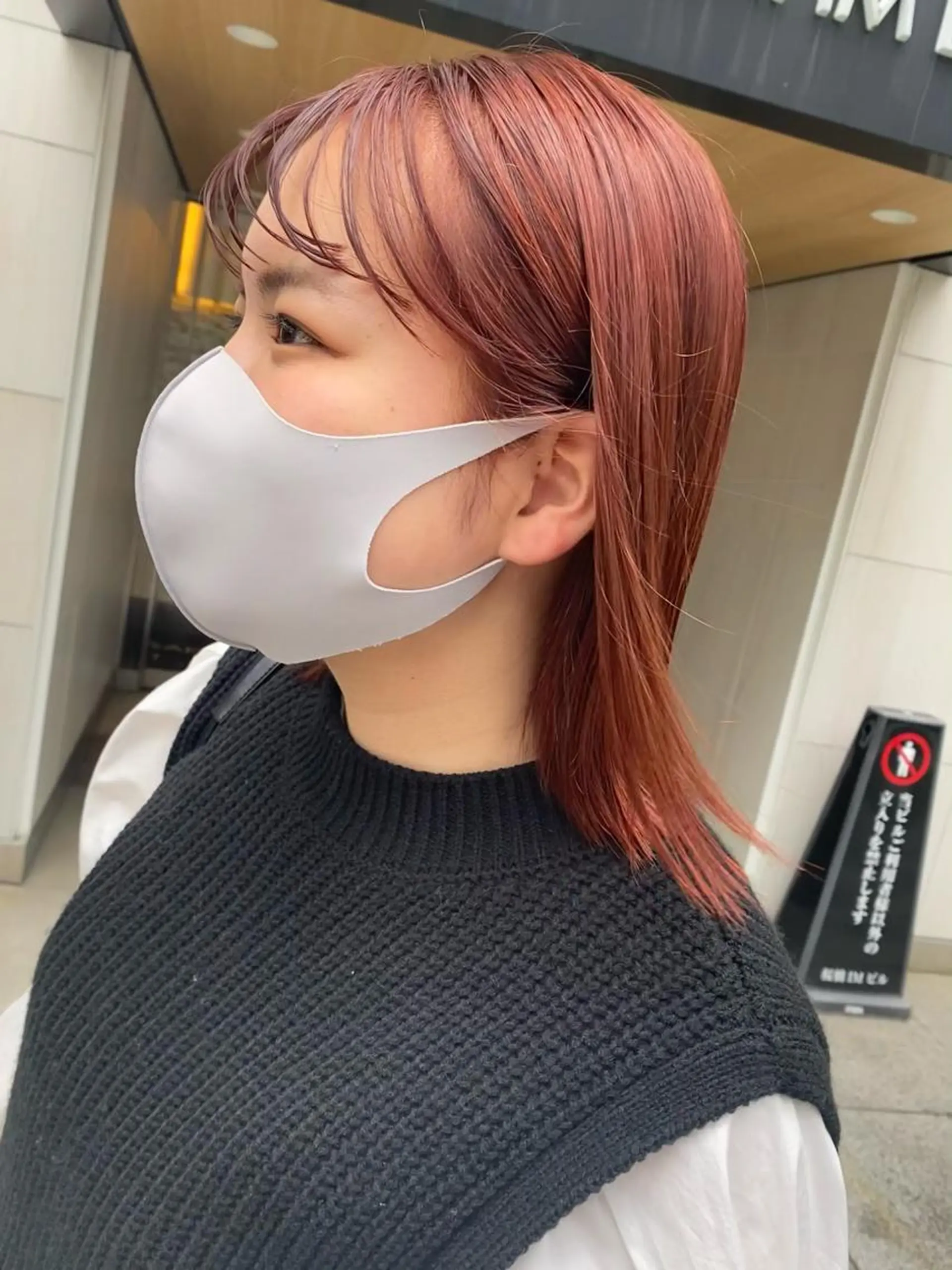 ミディアム デザインカラー/ボブ ブリーチカラー/ユリのヘアスタイル