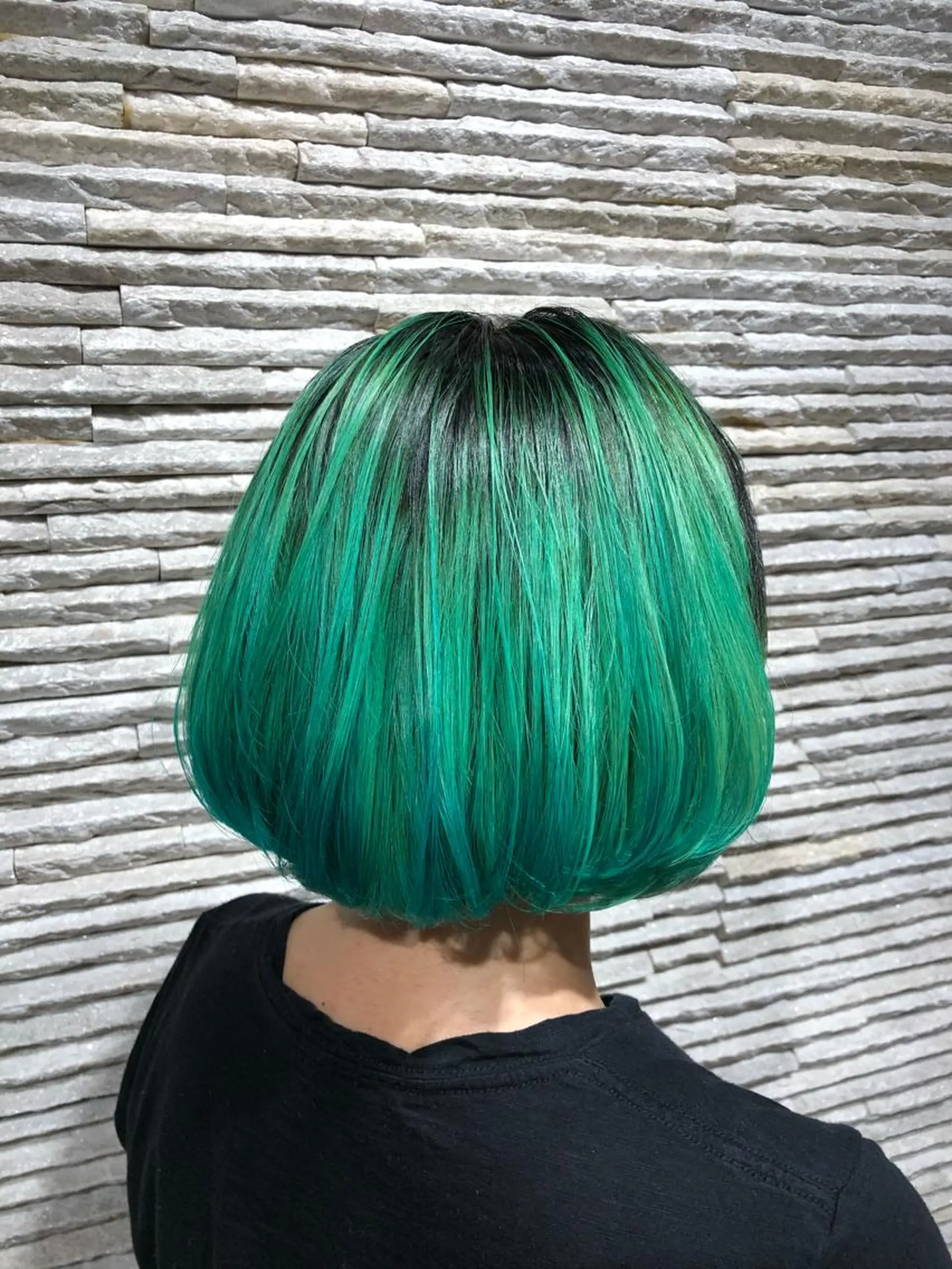 ミディアム カラー ブリーチ グラデーションカラー メンズ特化☝️添田 好恵のヘアスタイル