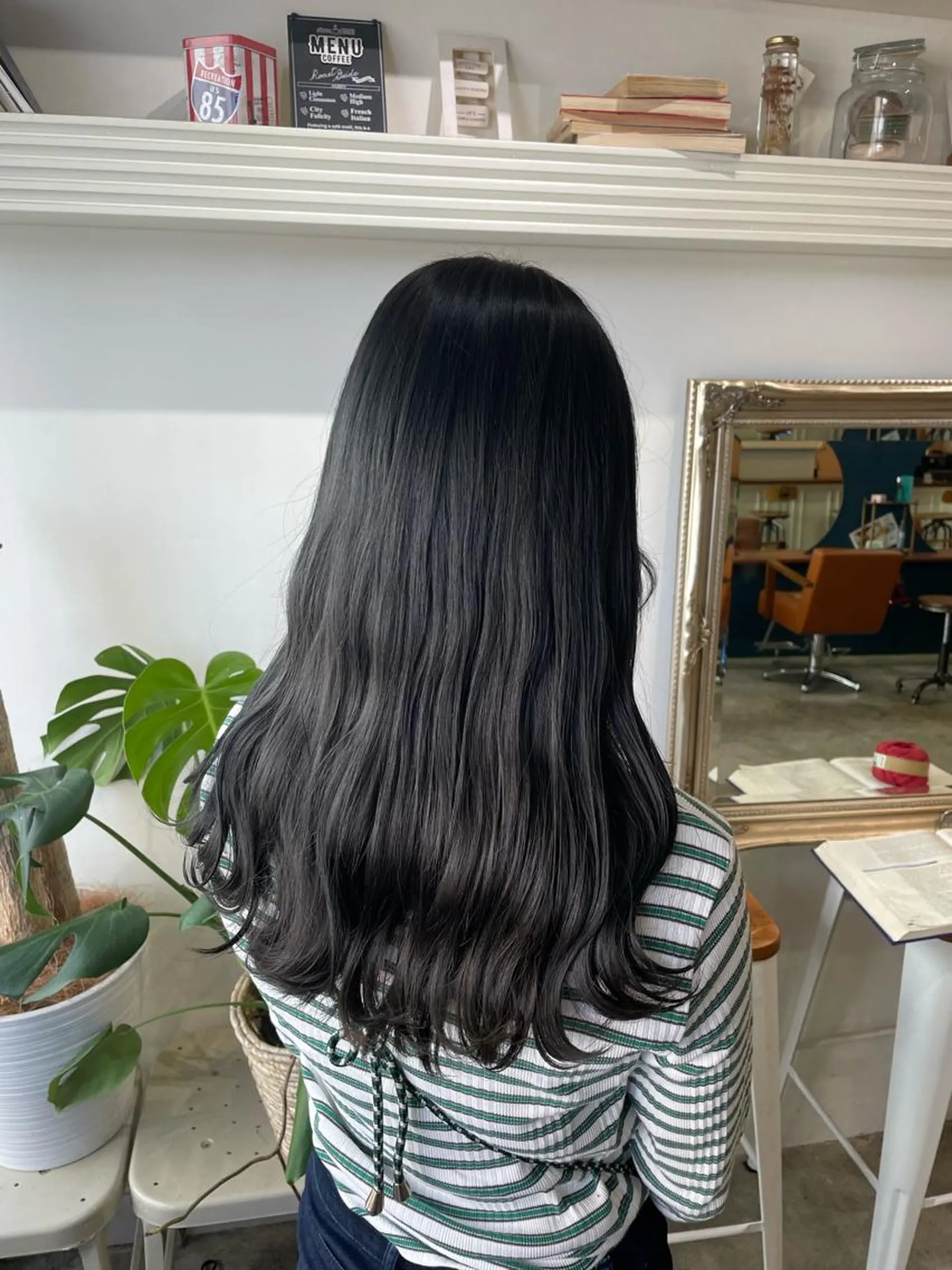 セミロング カラー ヘアアレンジ グレージュ オリーブグレージュ オリーブグレー 🌸カトウ ケイゴ🌸のヘアスタイル