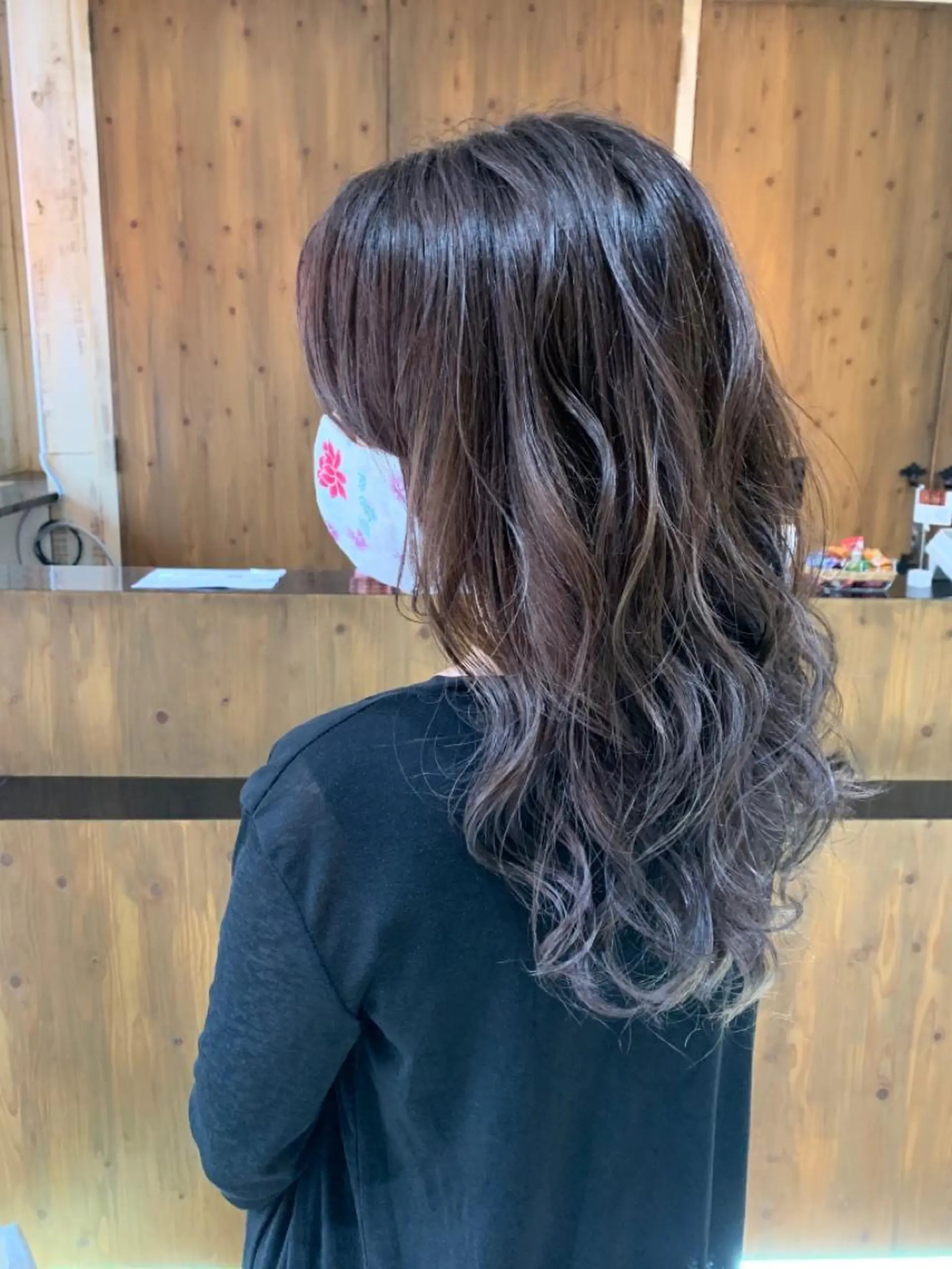 ロング カラー ヘアアレンジ ベージュカラー VIM hairおもろまち店のヘアスタイル
