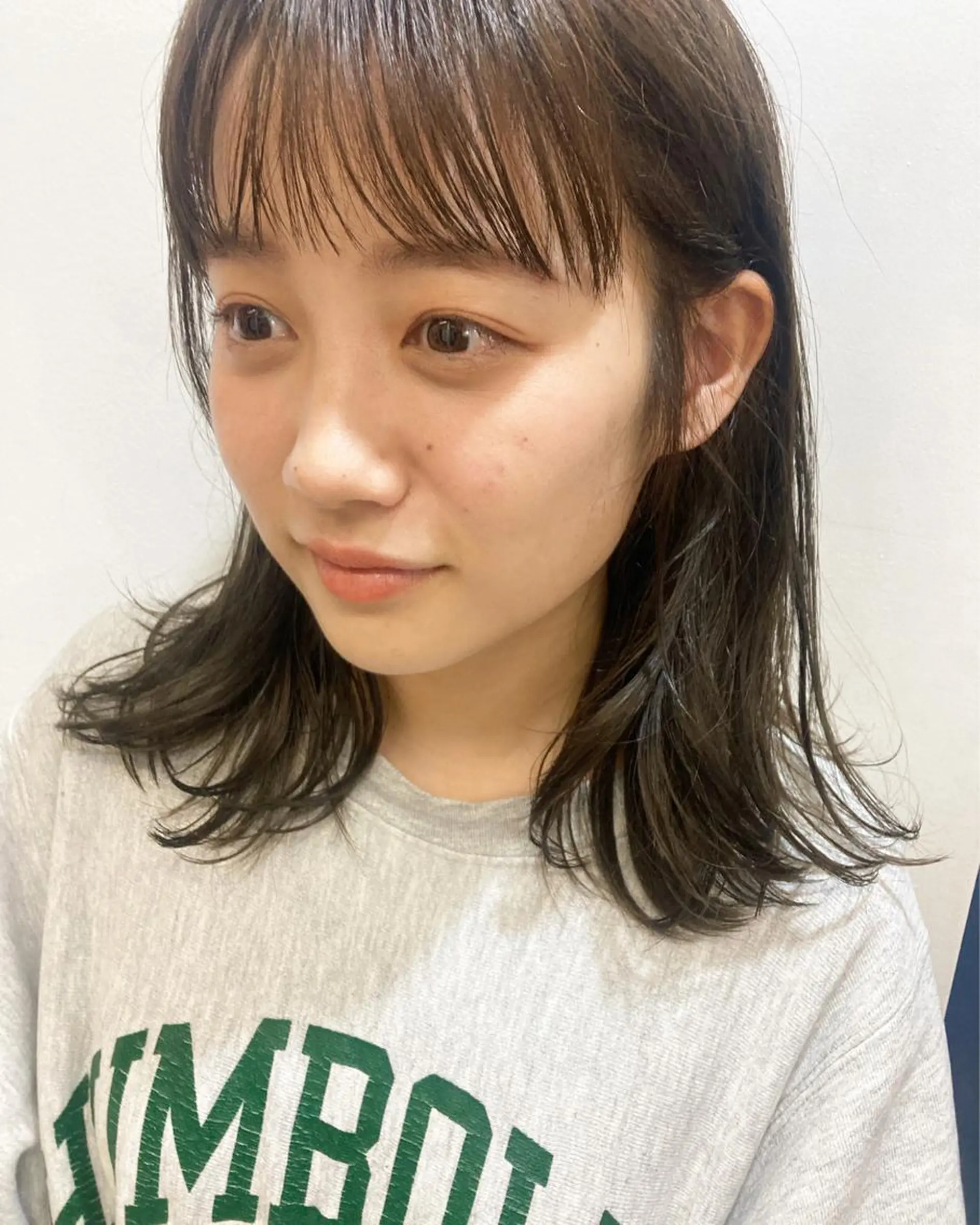 ミディアム カラー Hareru 豊田 修廣のヘアスタイル