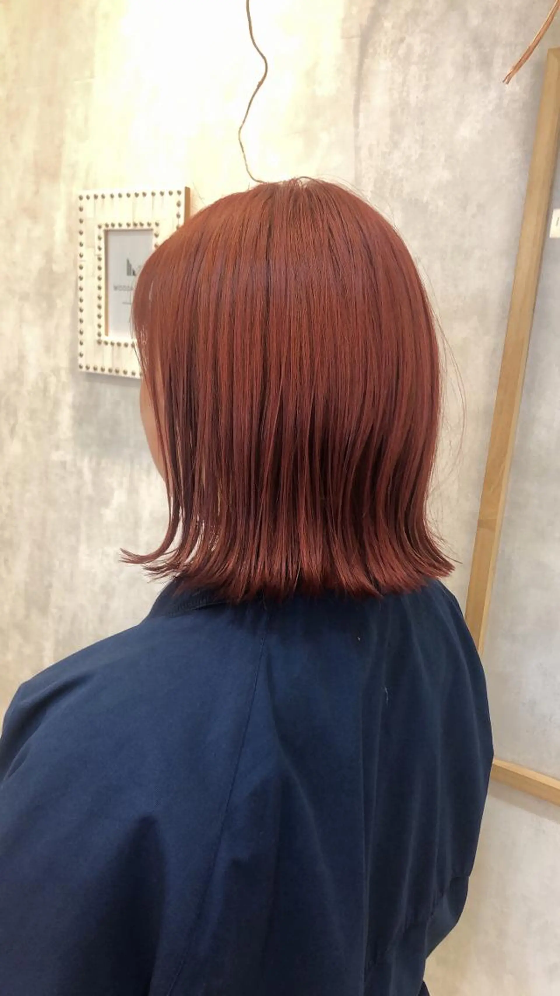 カラー ブリーチ オレンジ 三村 桜生のヘアスタイル