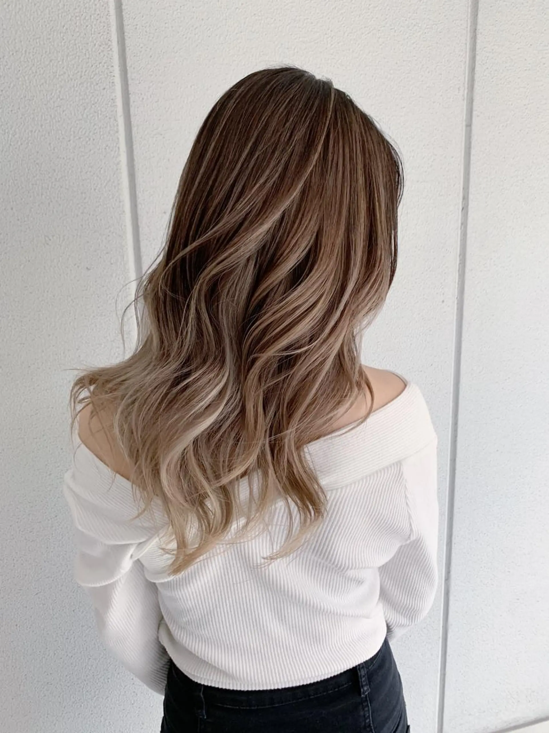 ロング レイヤーカット ブリーチ.バレイヤー ジュ.REAL心斎橋のヘアスタイル