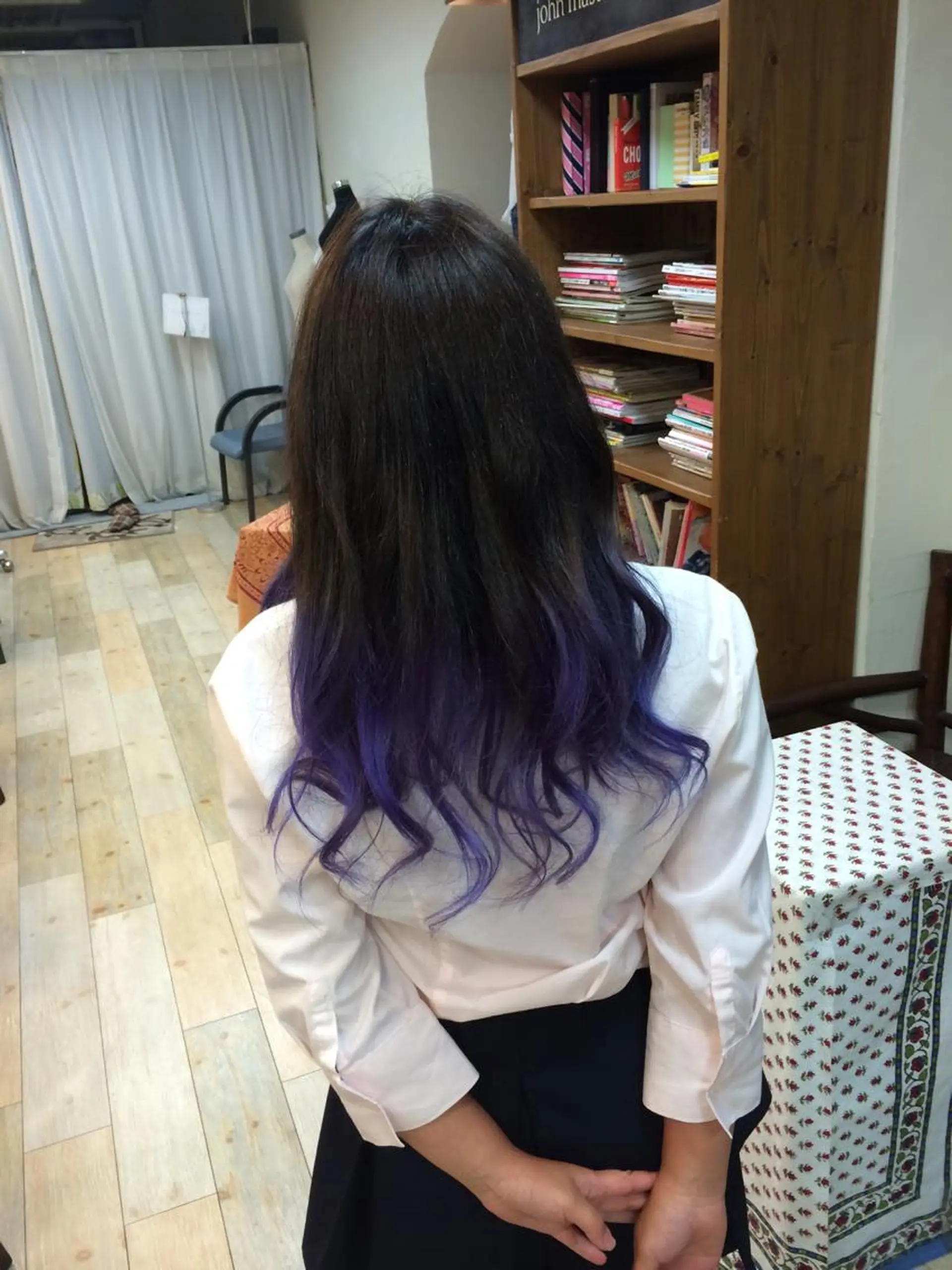 カラー ブルーカラー ブルーバイオレット バイオレットカラー 平尾 拓也のヘアスタイル