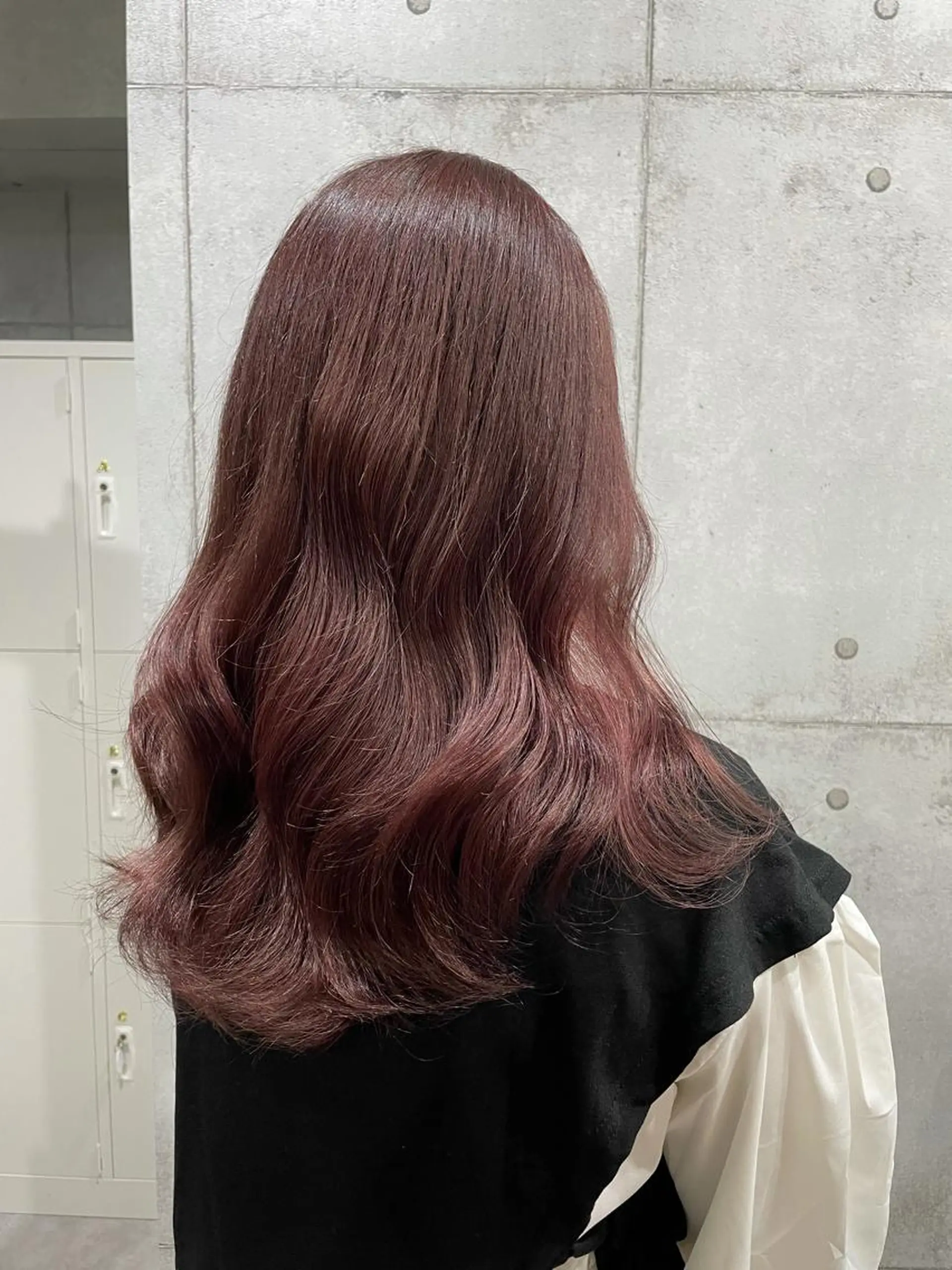 カラー オオカワユウキ 🎀newi池袋のヘアスタイル