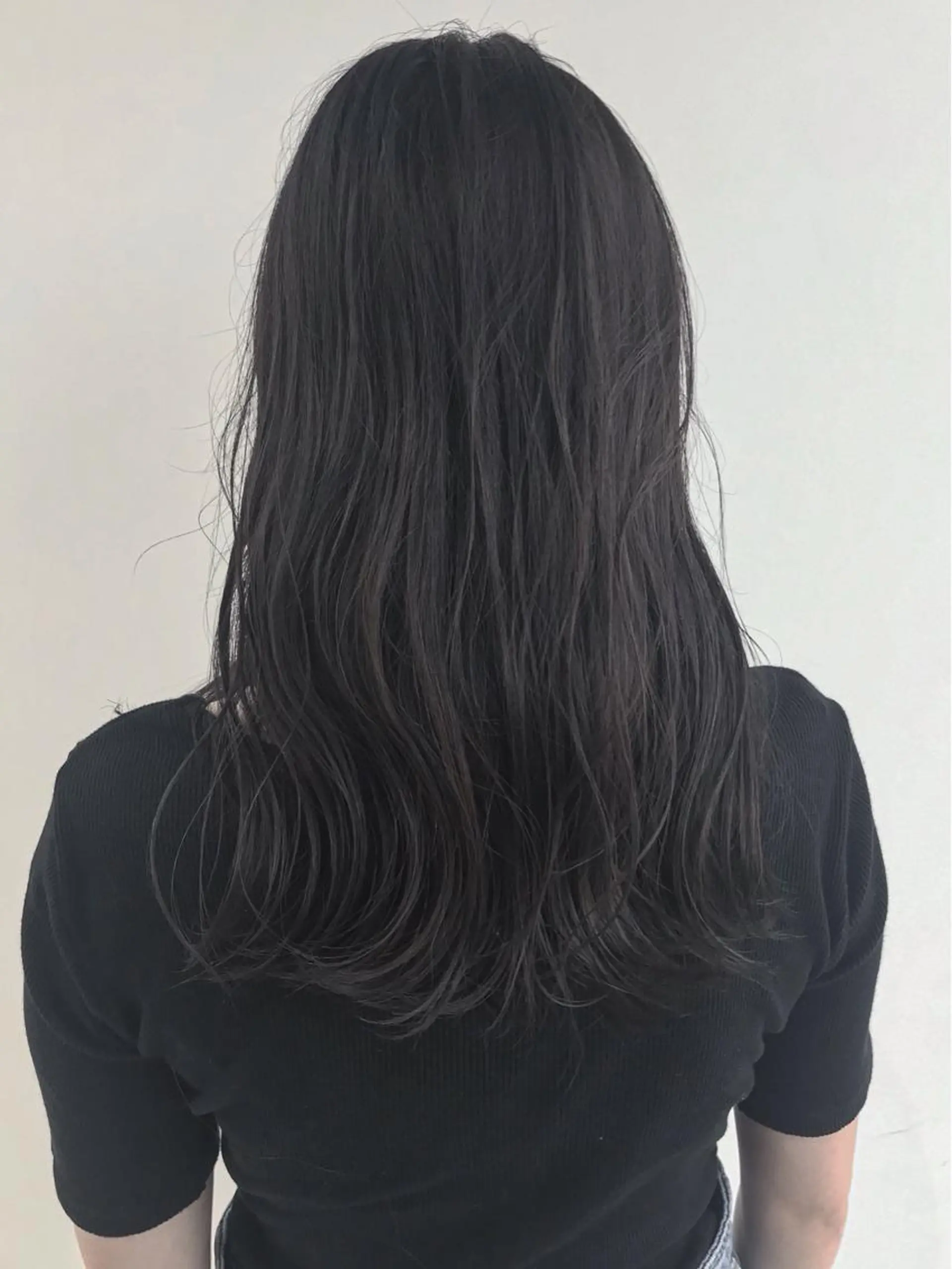 セミロング カラー 神奈川大学最寄り白楽 三本松巧のヘアスタイル