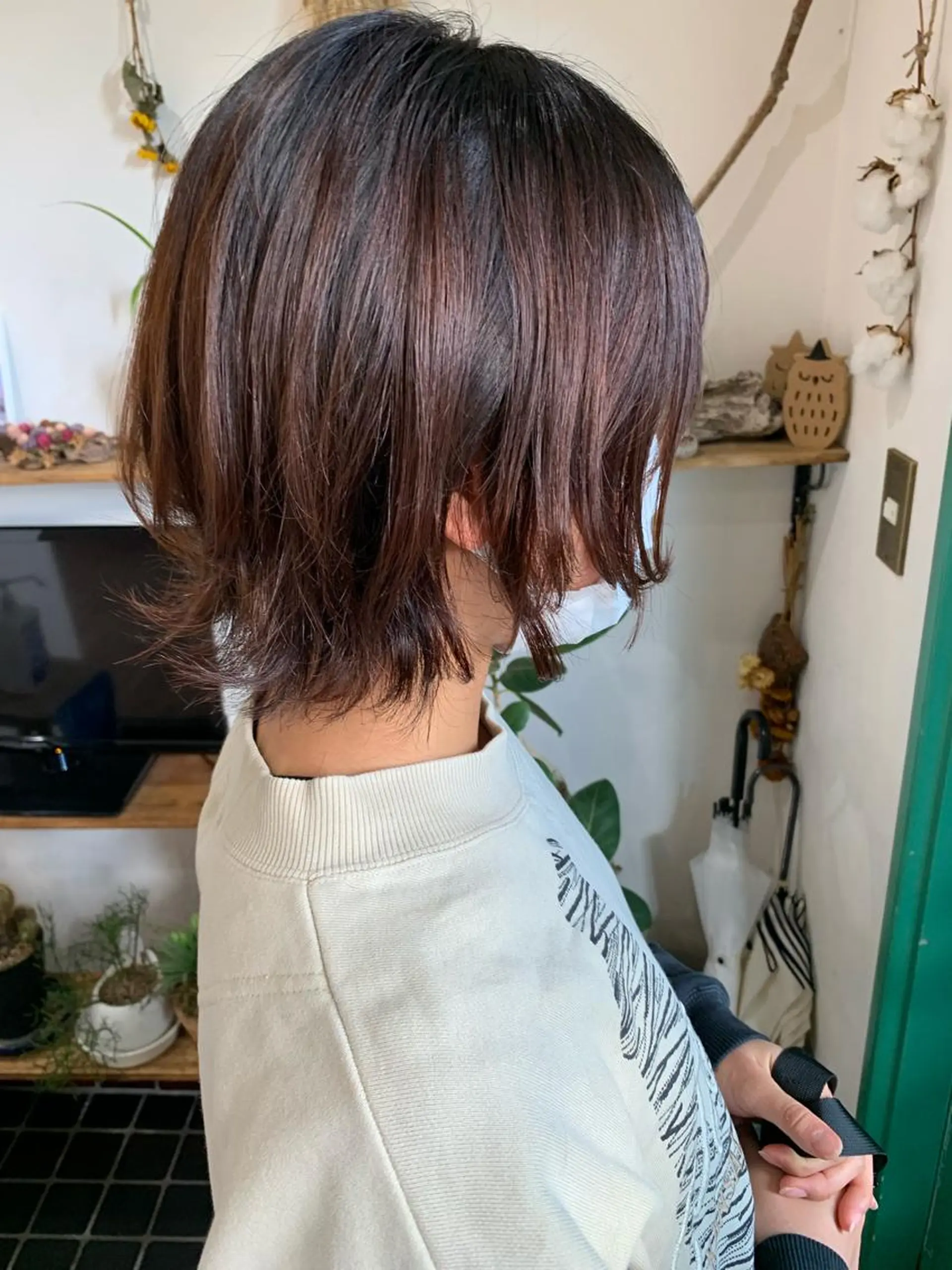 ショート カット 佐藤 美咲のヘアスタイル