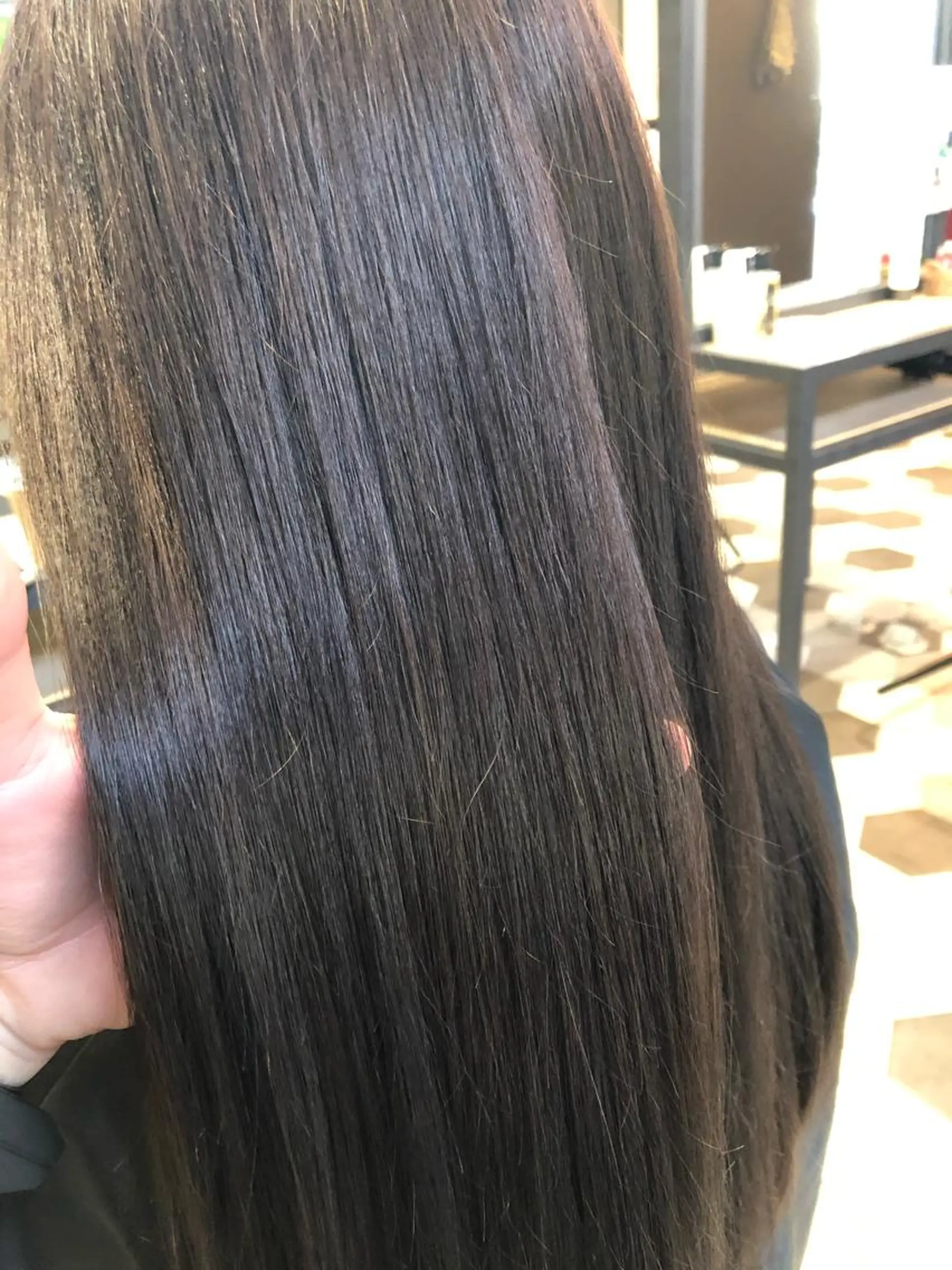 ロング 小林 愛花のヘアスタイル
