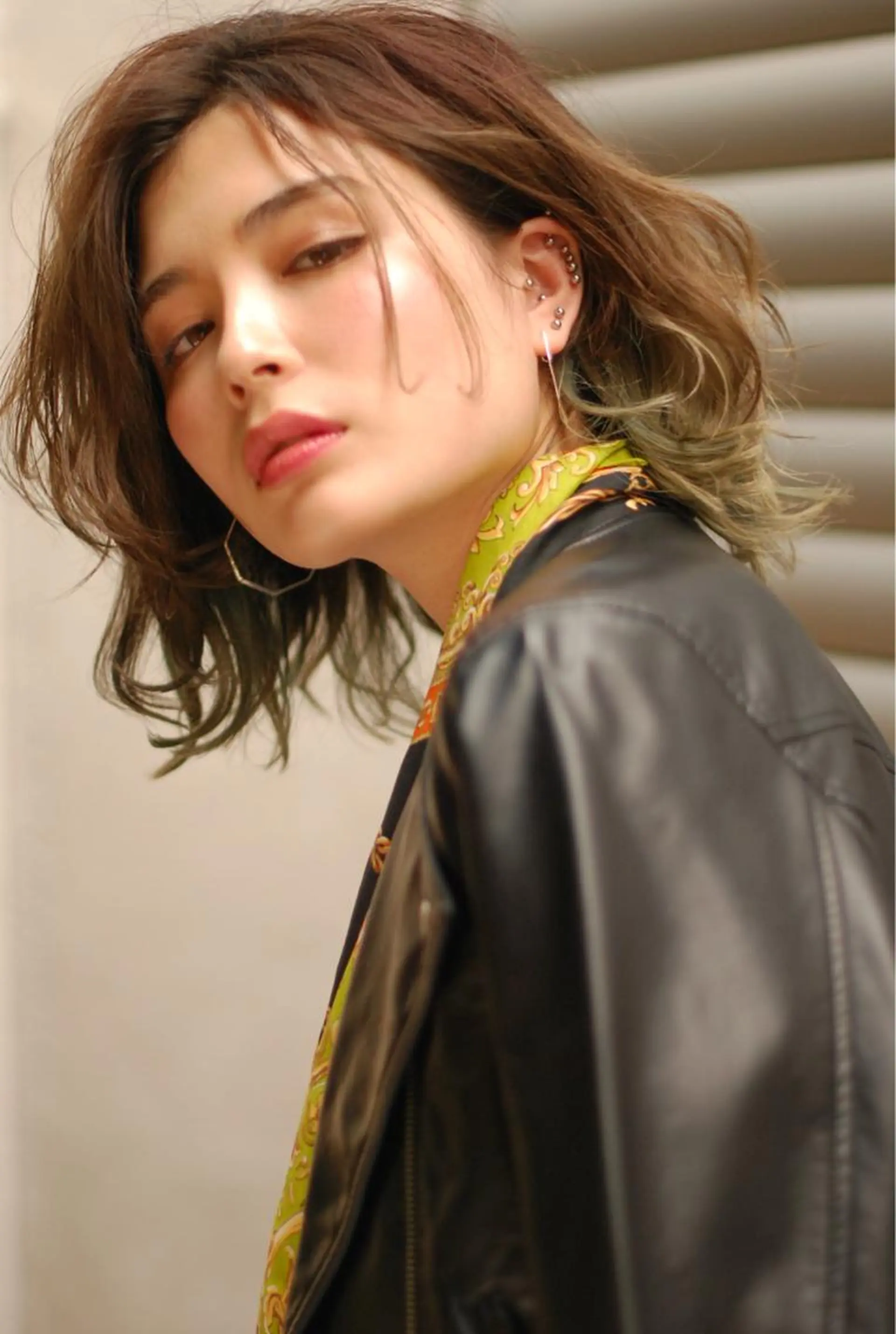 ミディアム カラー パーマ カット ヘアカラー 千 田のヘアスタイル