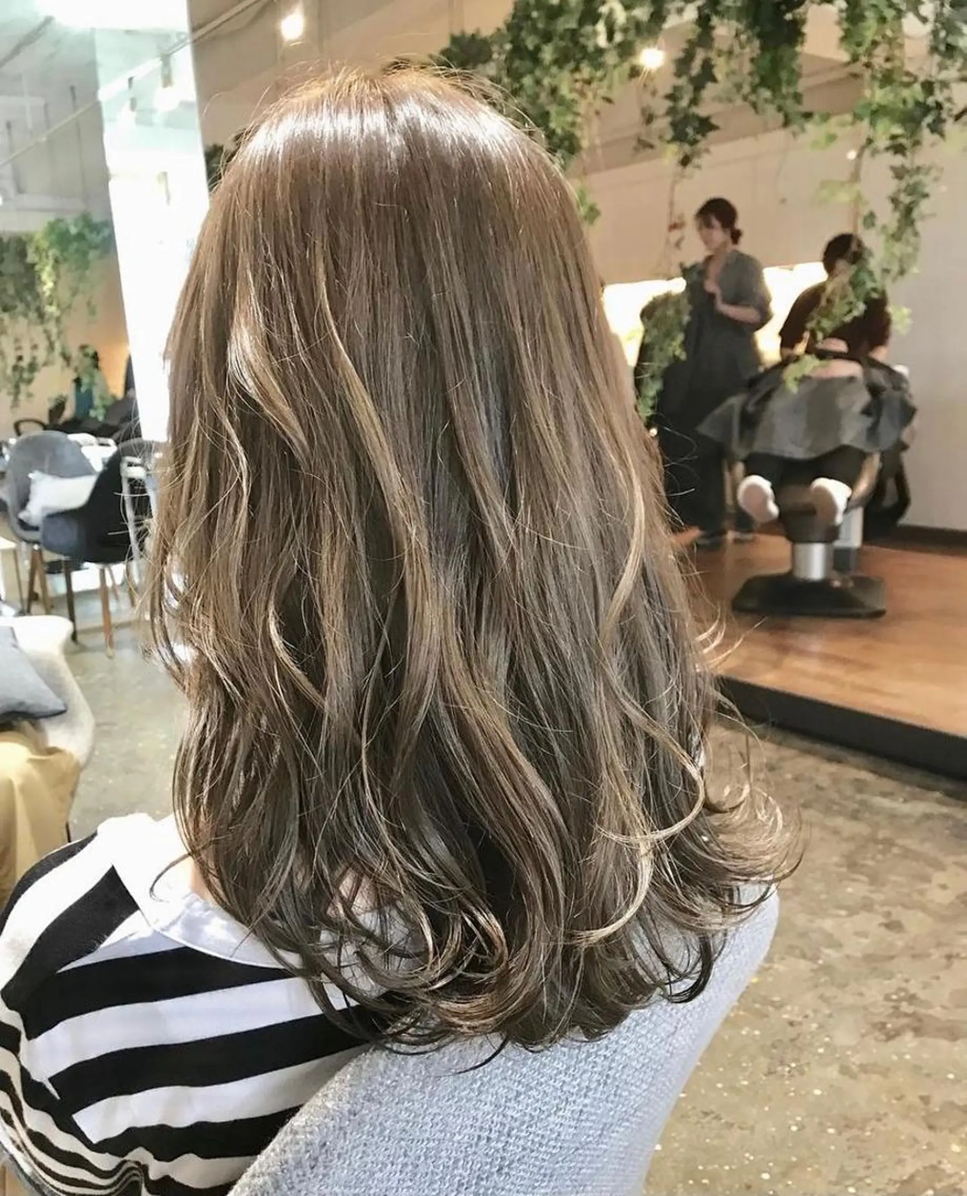 ロング カラー ベージュカラー ハイトーンカラー ハイトーンベージュ ショート　縮毛矯正 レイヤー🌿FUKUのヘアスタイル