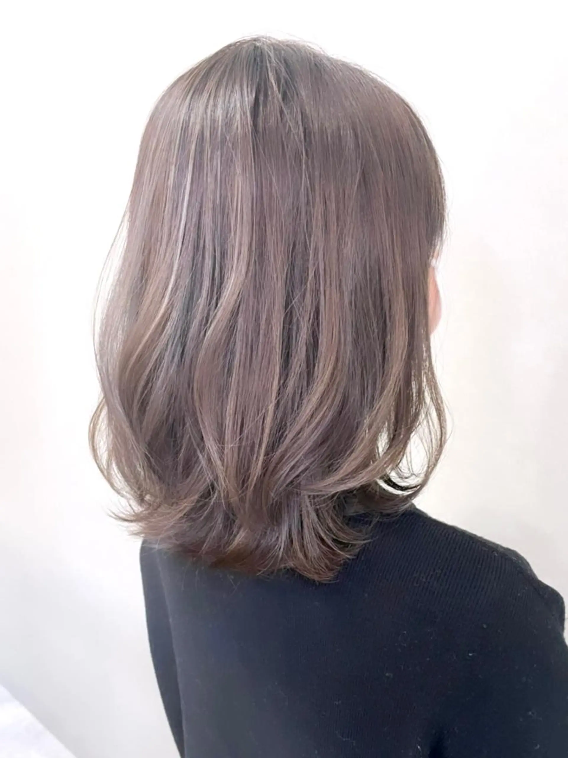 ミディアム カラー アッシュ ハイライトカラー ハイライト hair salon mayumiのヘアスタイル