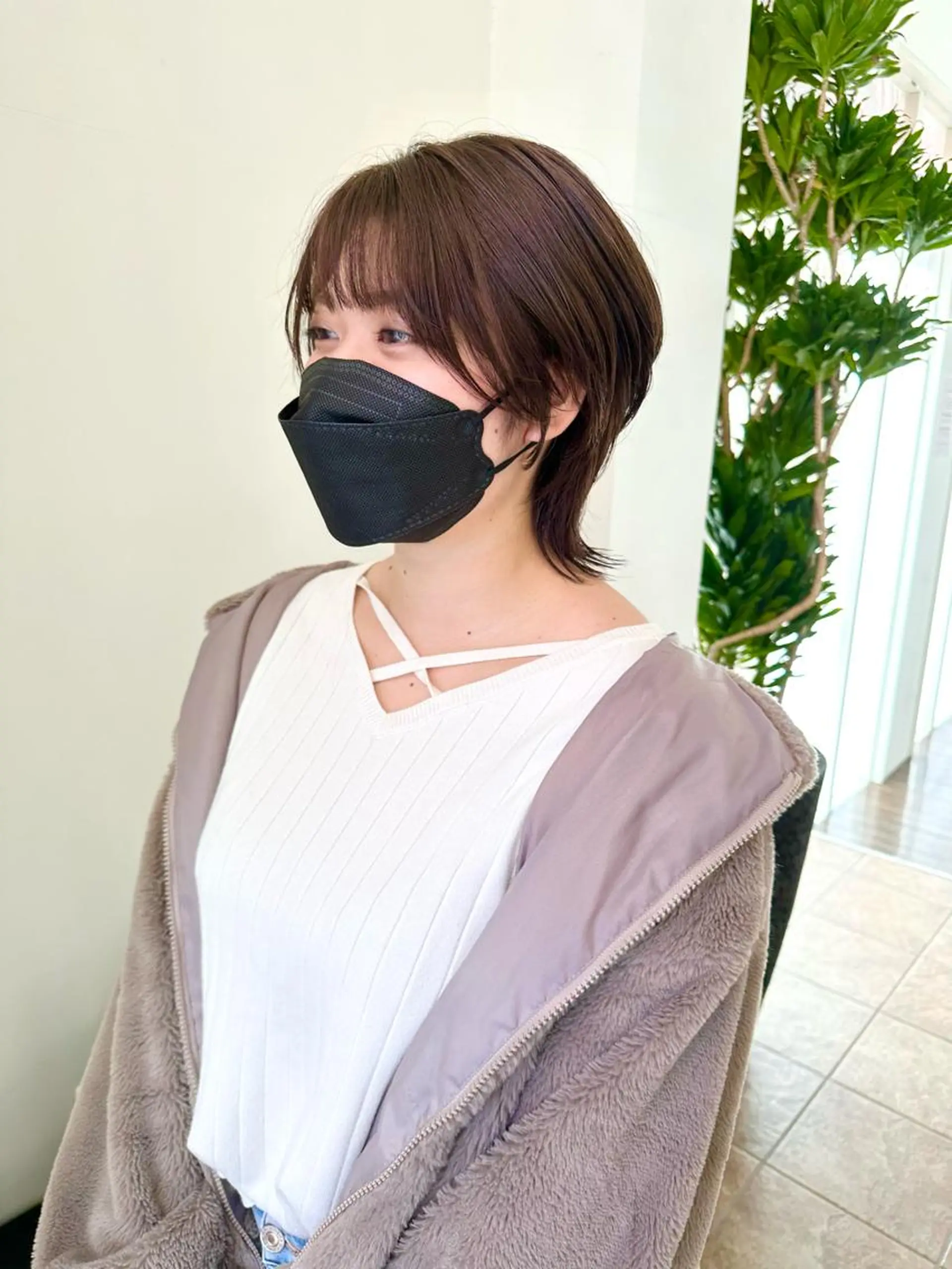 ショート カラー ブラウンカラー チョコレートブラウン カット ヘアカラー トリートメント ヘッドスパ ダメージレスブリーチ HIROSHIのヘアスタイル